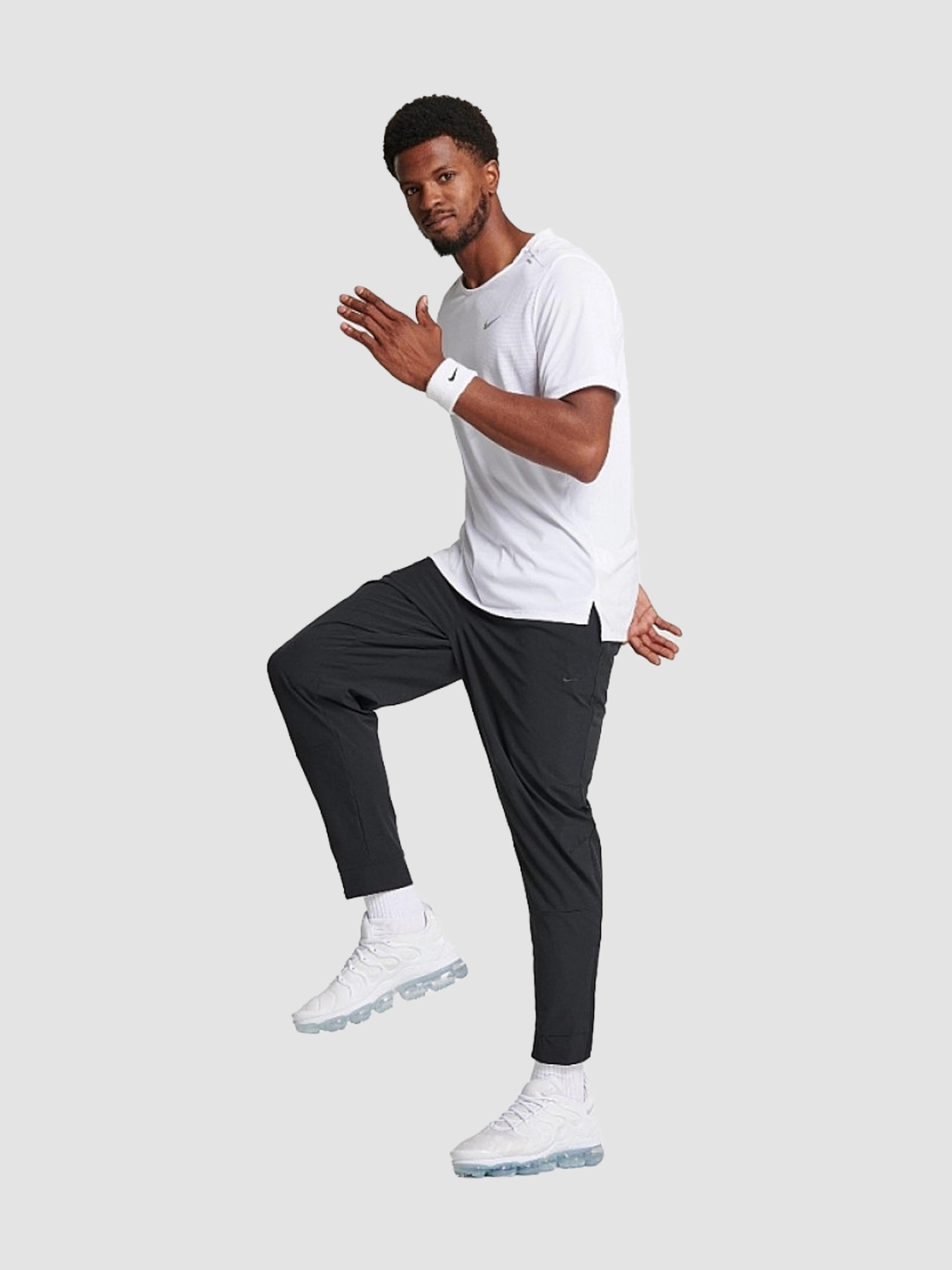 Штани NIKE Dri-Fit Unlimited Tapered Leg модель FB7548-010 Фото