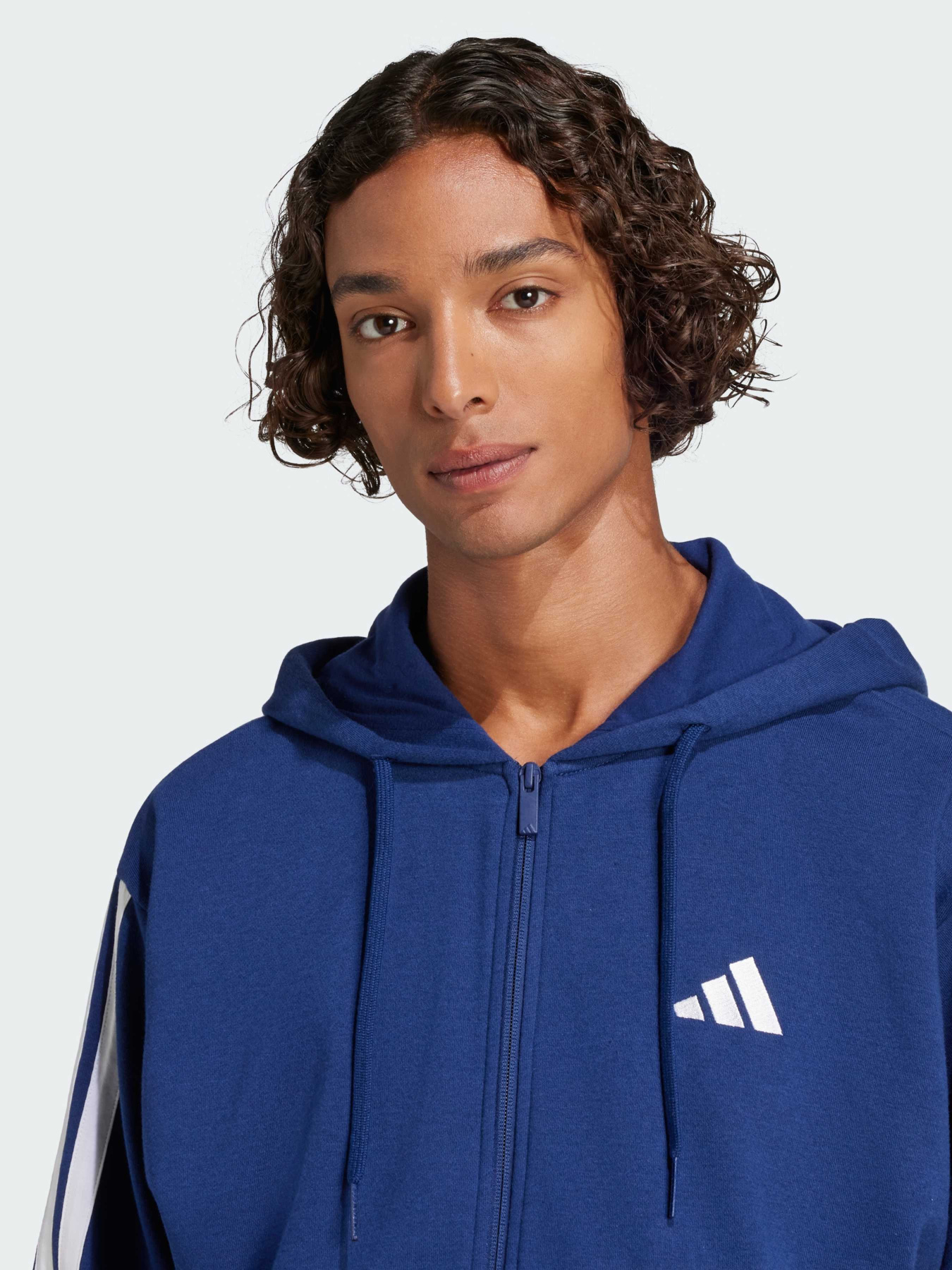Худі та світшоти Adidas модель JE6341 Худі та світшоти Adidas модель JE6341 Фото
