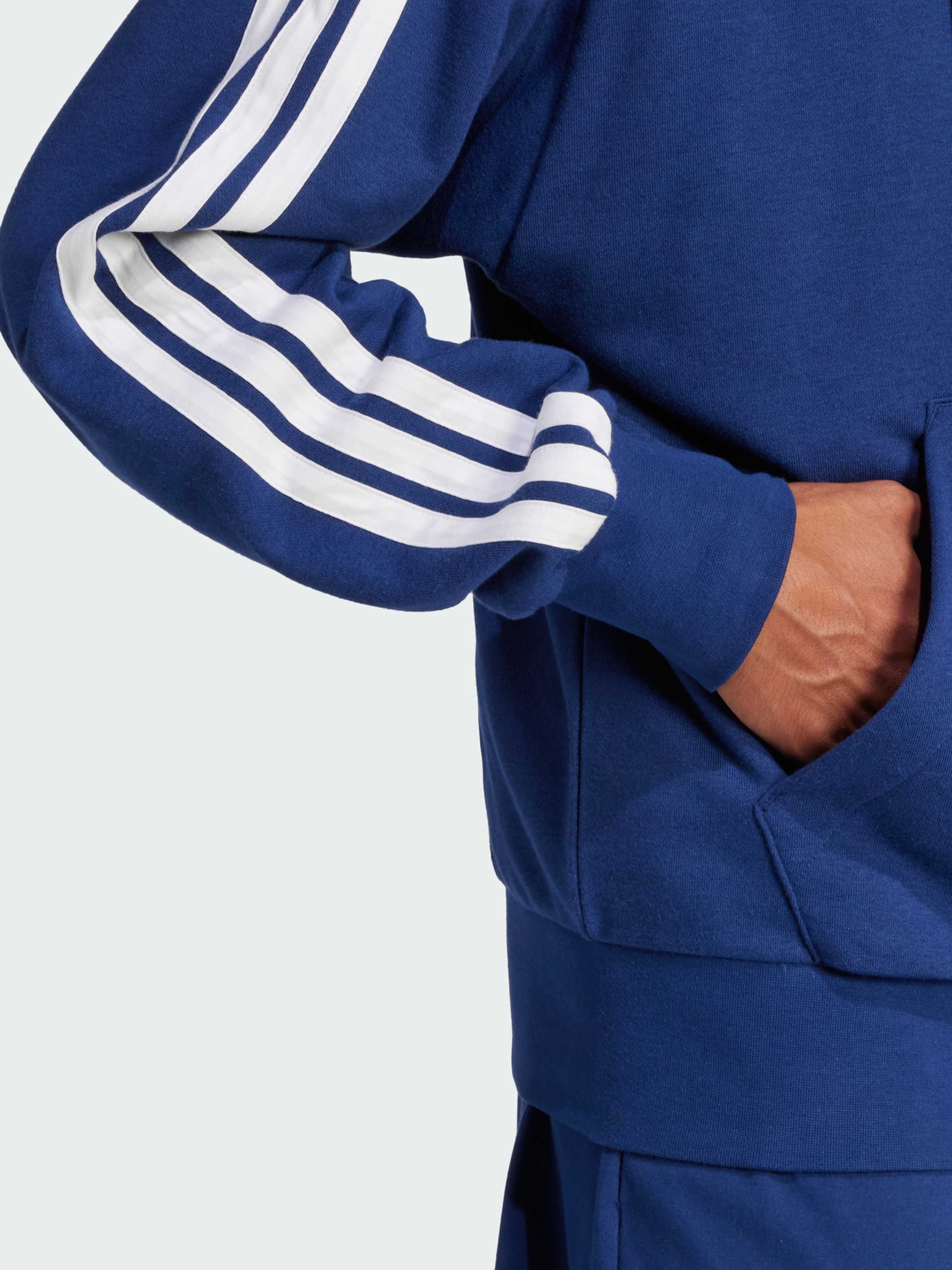 Худі та світшоти Adidas модель JE6341 Худі та світшоти Adidas модель JE6341 Фото