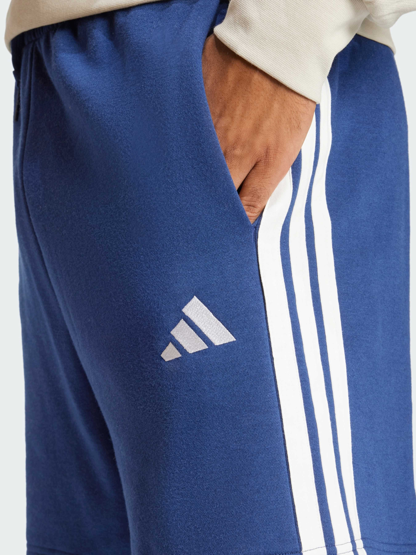Шорти Adidas модель JE6417 Фото