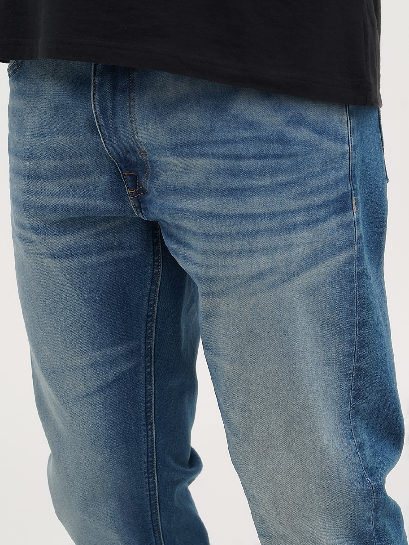 Джинси Mustang Jeans Oregon Slim K модель 1014374 Фото