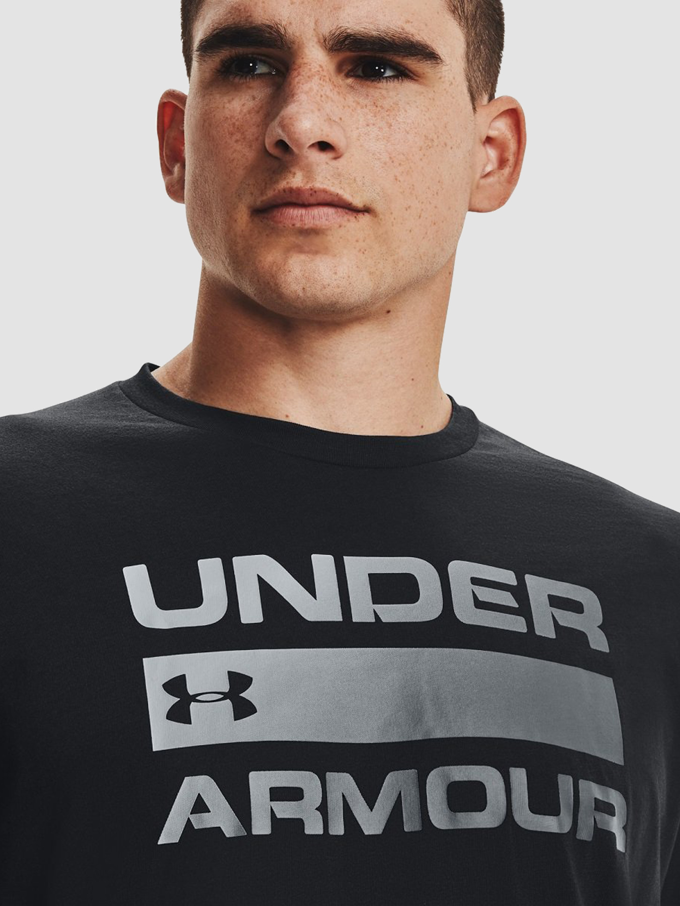 Футболки і поло Under Armour Team Issue Wordmark Ss модель 1329582-001 Фото