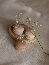 Ароматическая свеча "Макарун", аромат Almond Macaron (макарун), из натурального оливкового воска Candle Design модель 130.2002 Фото