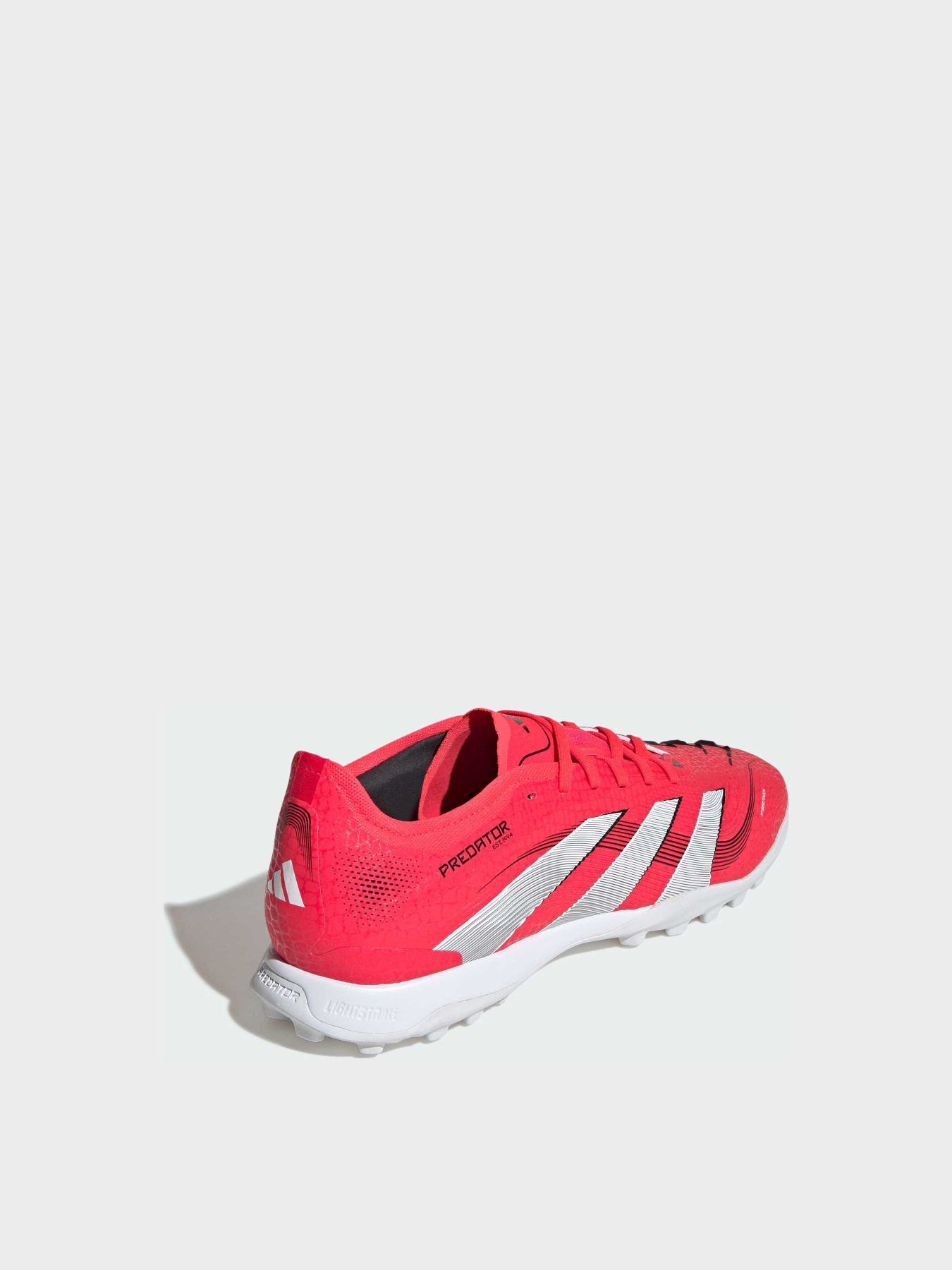 Кроссовки Adidas Predator модель ID3764 Фото