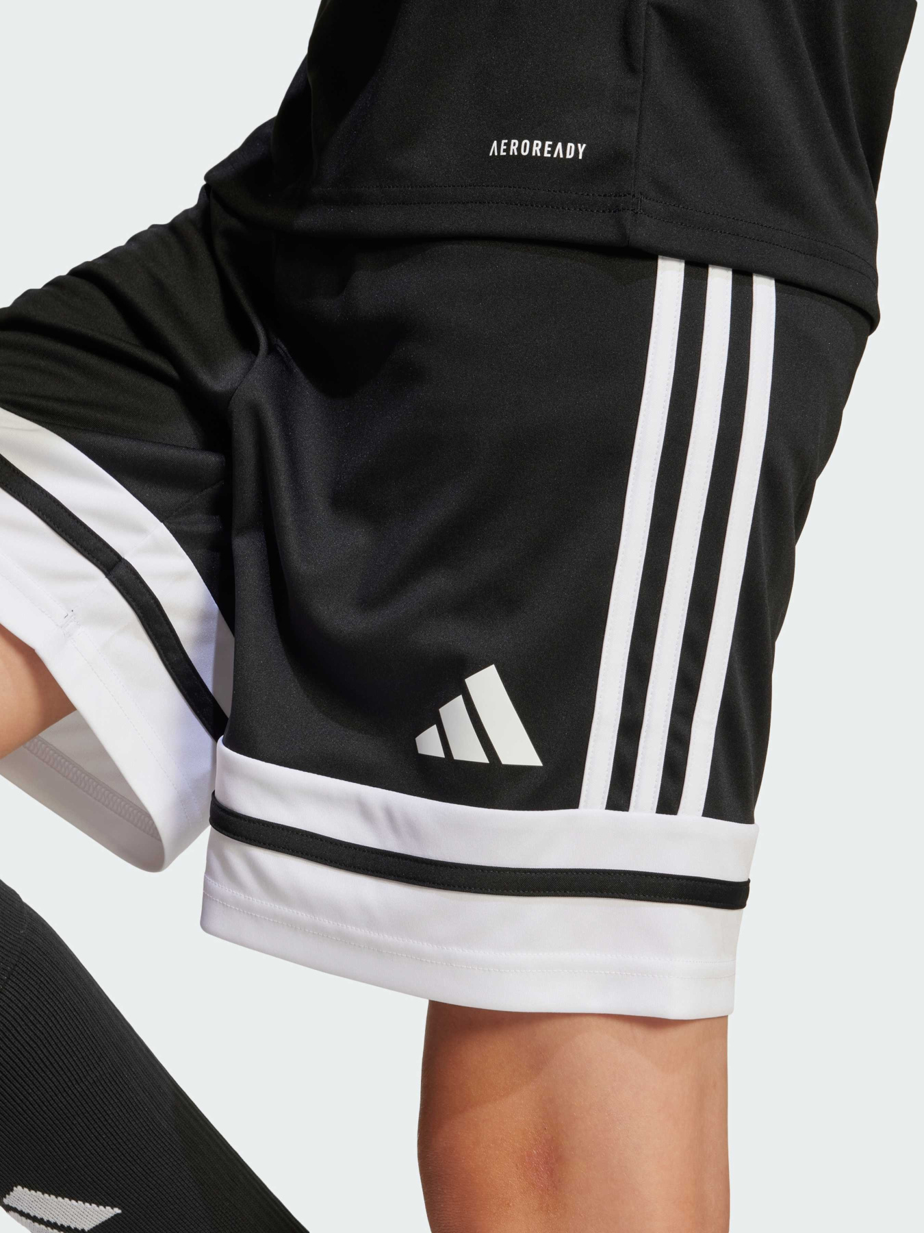 Шорты Adidas модель JJ2417 Фото