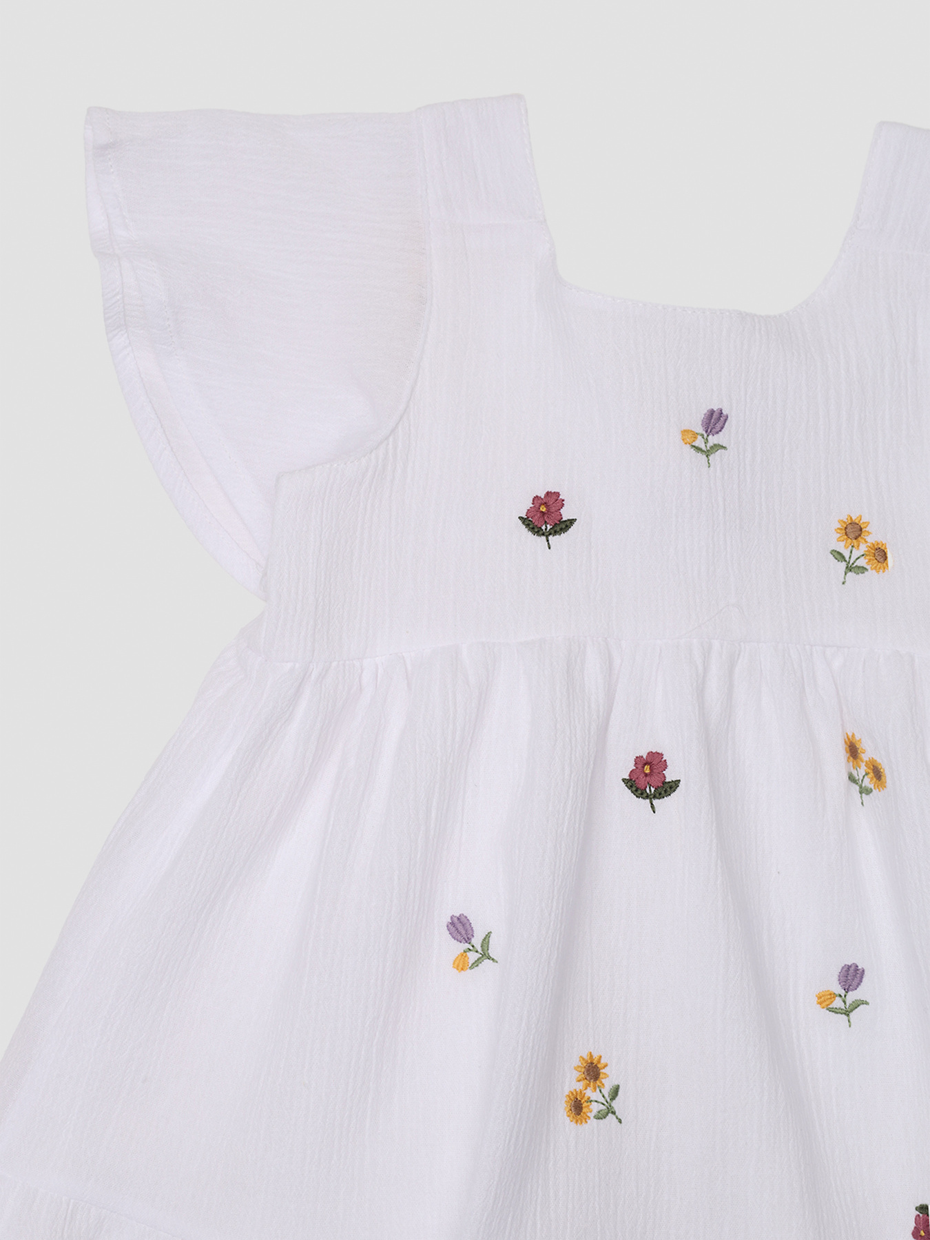 Сукні YUKI модель ЦБ-00274522 Сукні YUKI модель ЦБ-00274522 Фото