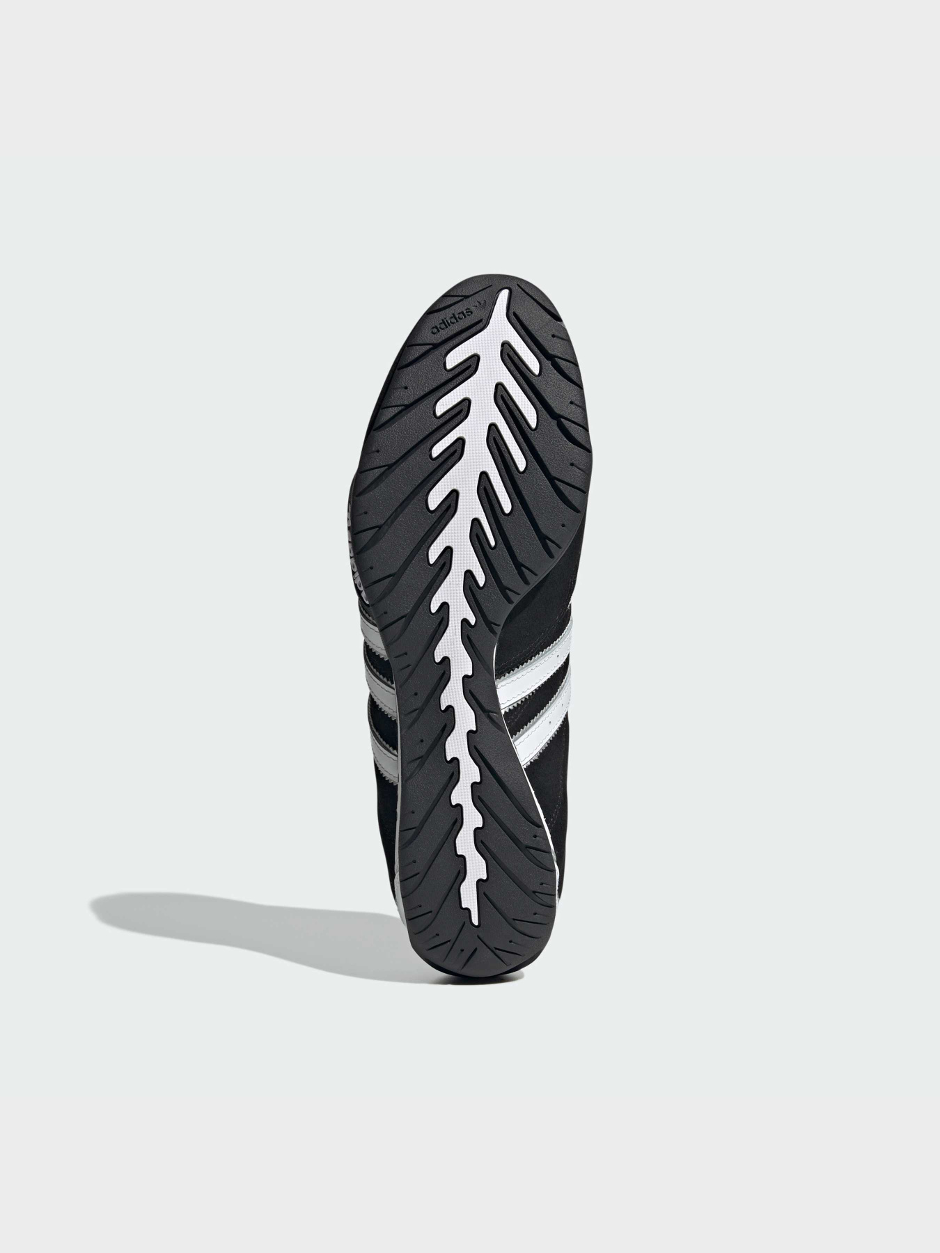 Кроссовки Adidas модель JP7009 Фото