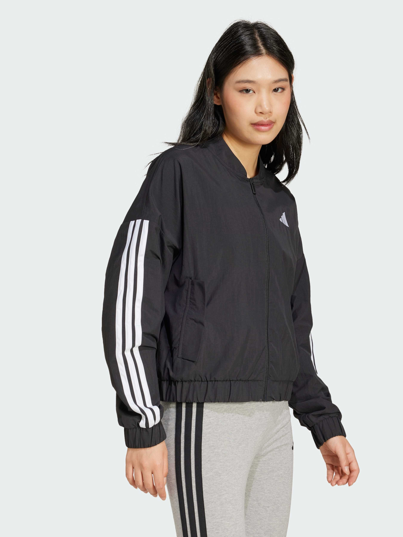 Куртки та дублянки Adidas модель JD5317 Фото