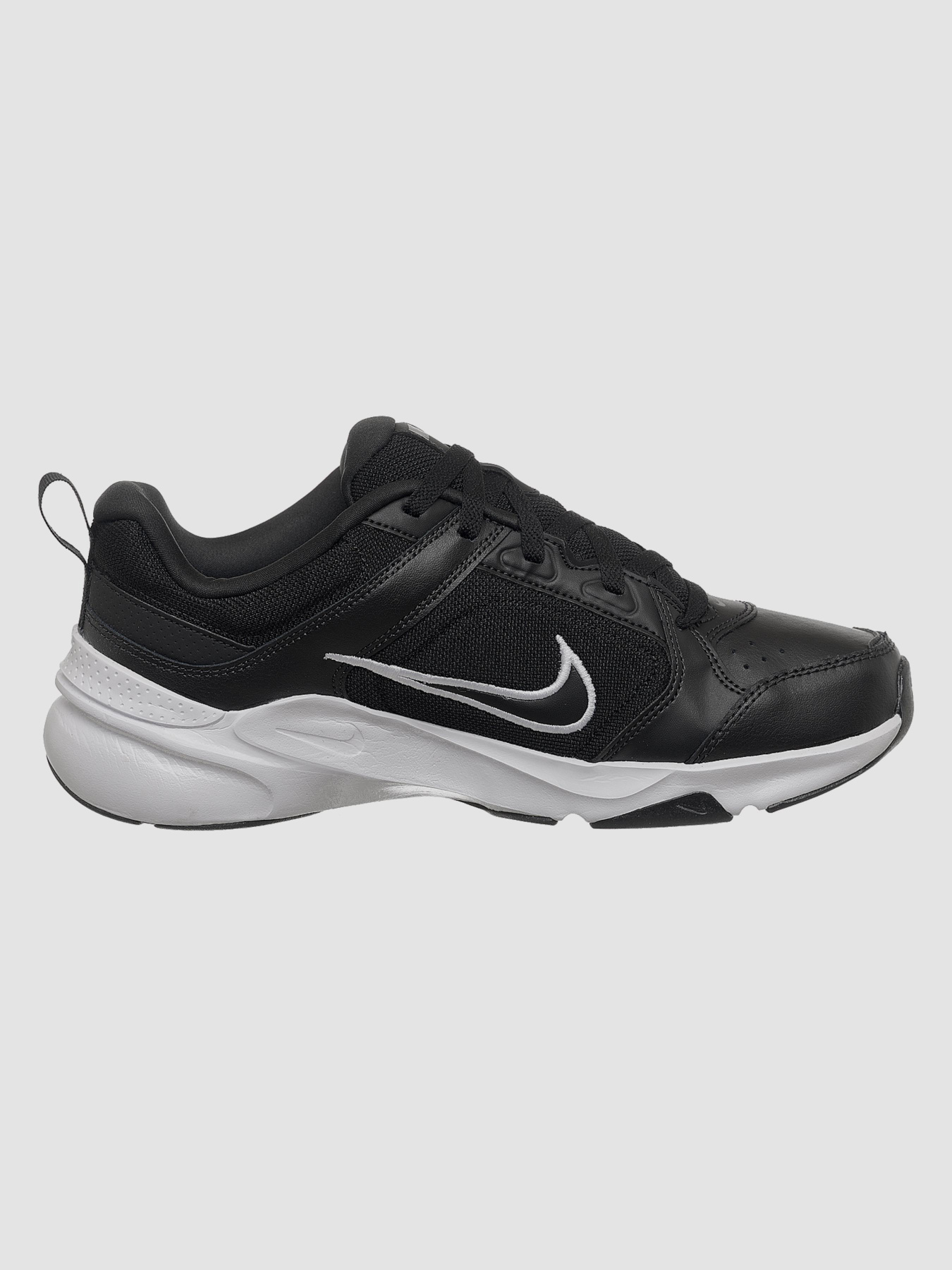 Кросівки NIKE Defy All Day модель DJ1196-002 Фото