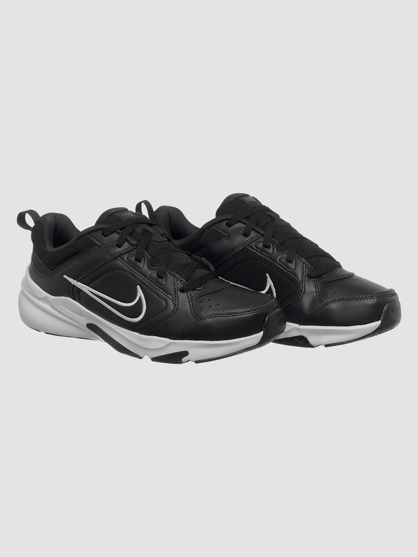 Кросівки NIKE Defy All Day модель DJ1196-002 Фото