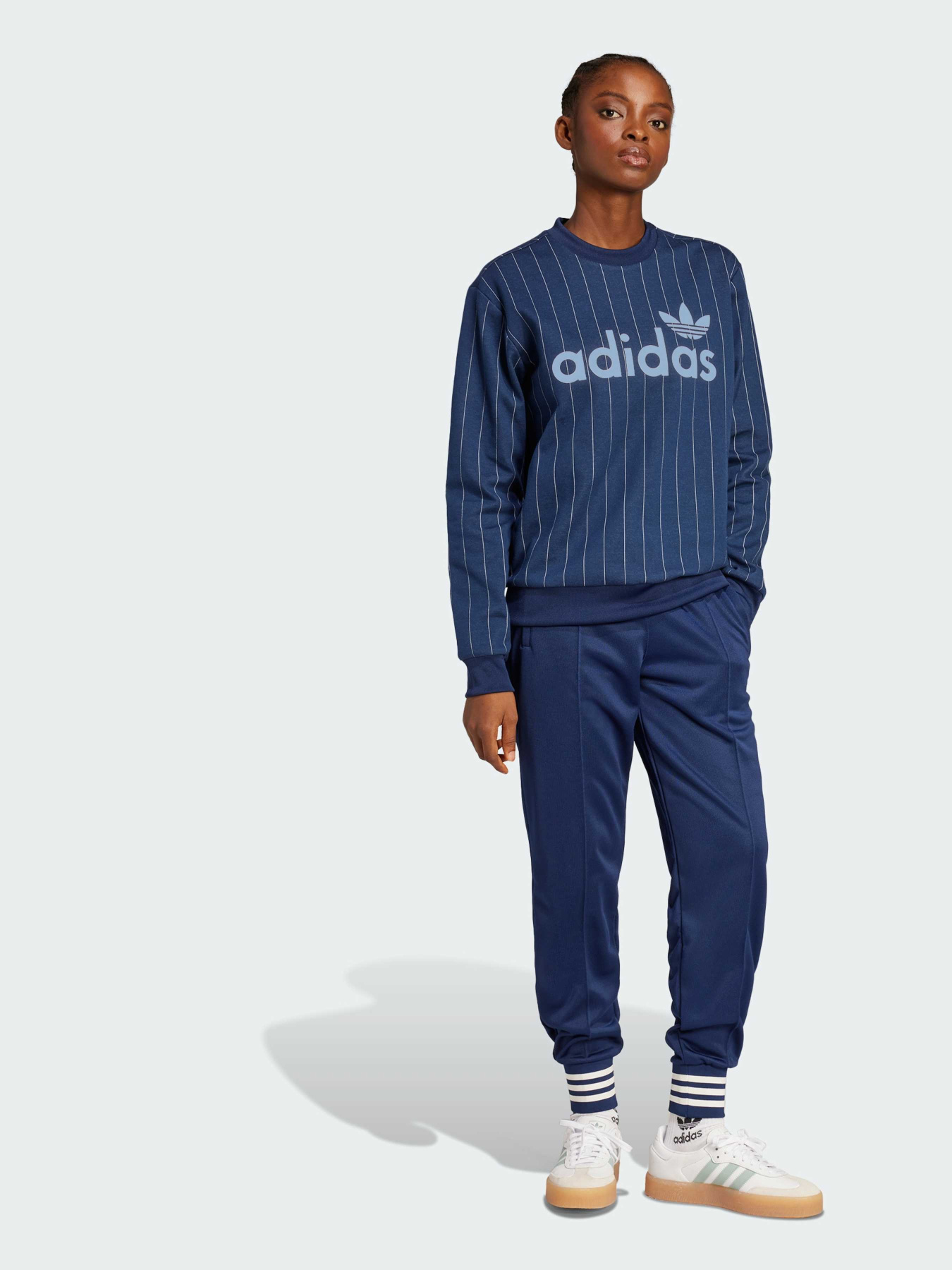 Худі та світшоти Adidas модель JJ3488 Фото