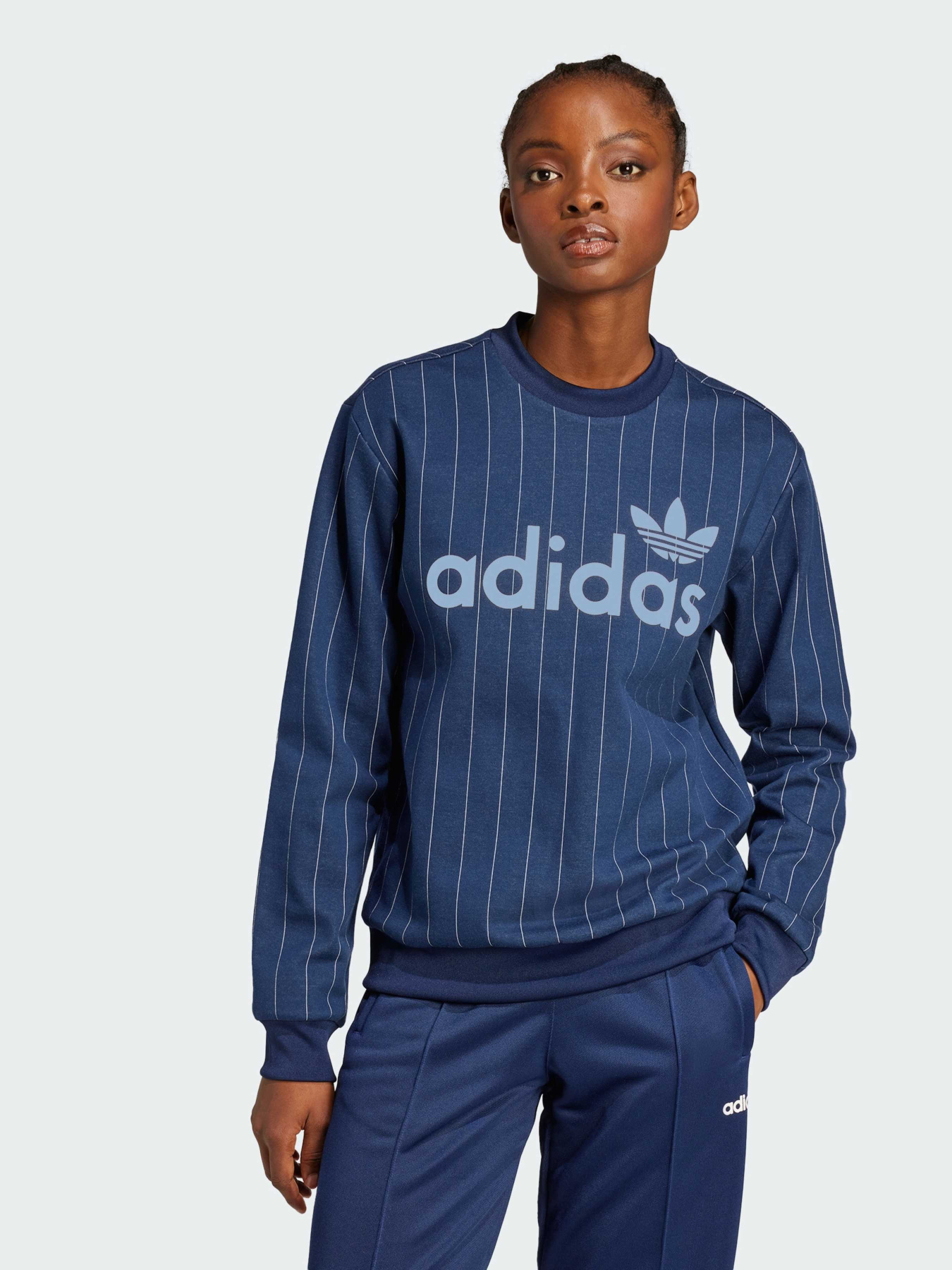 Худі та світшоти Adidas модель JJ3488 Фото