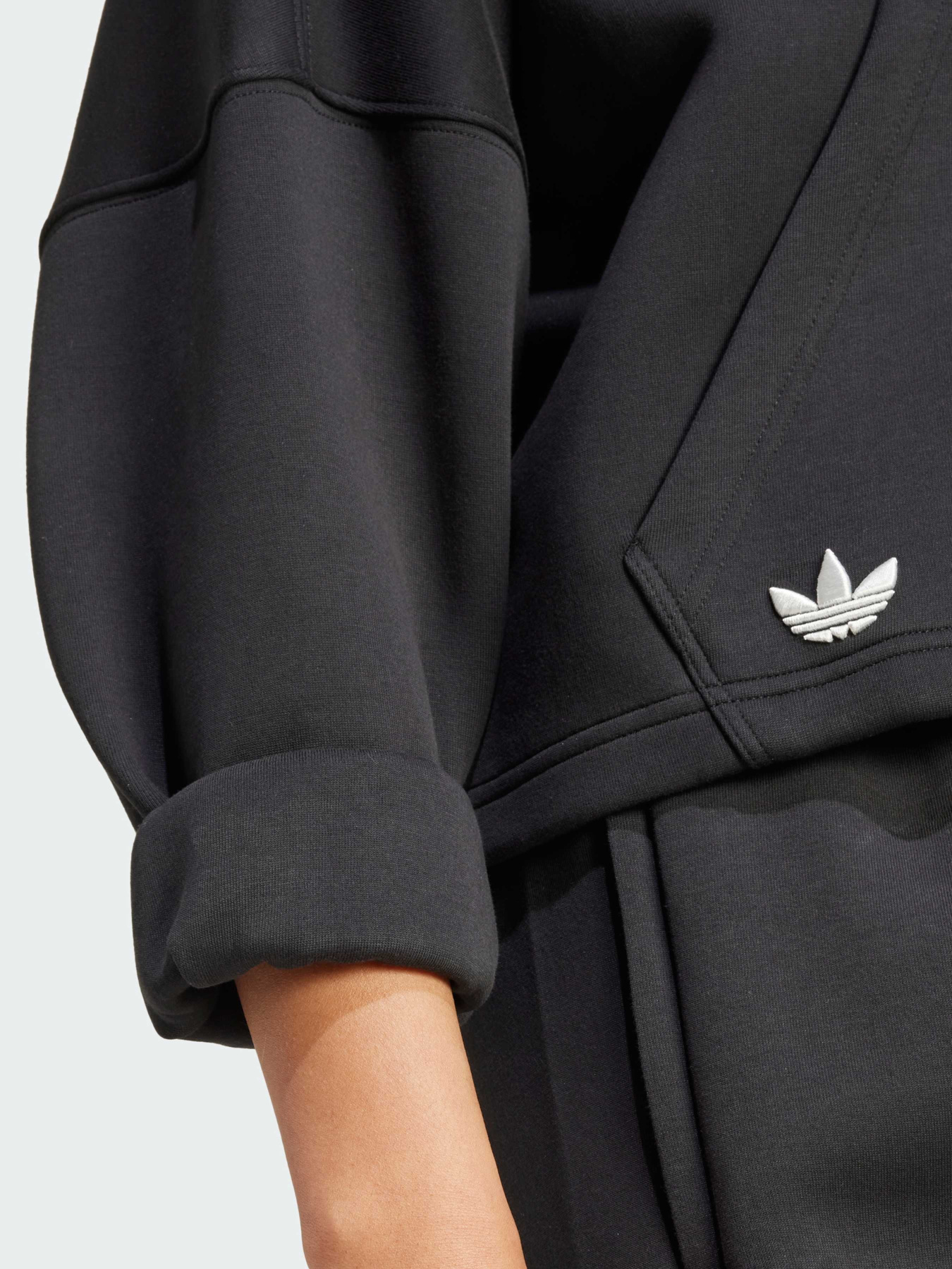 Худі та світшоти Adidas Adicolor модель IW5607 Фото