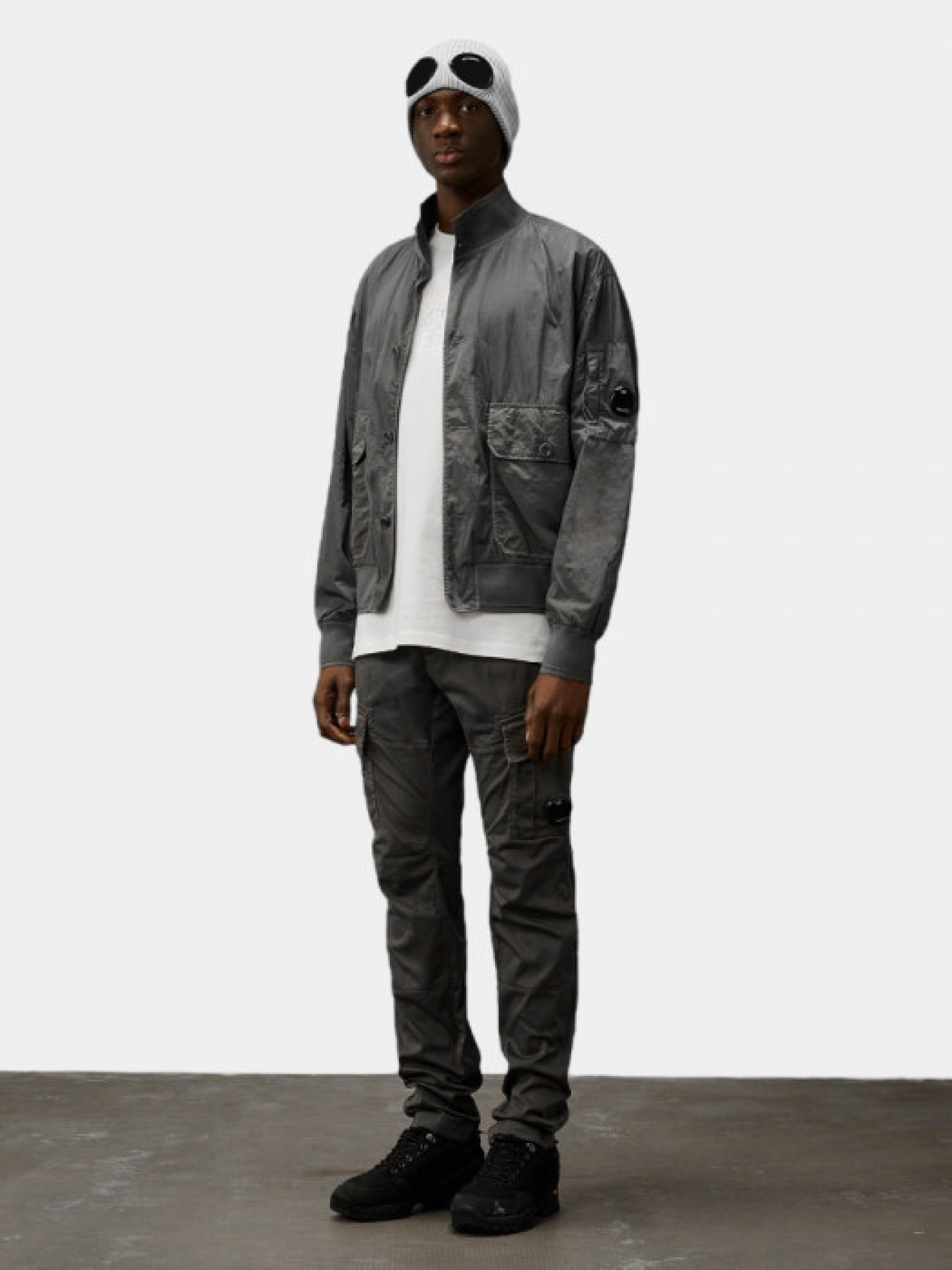 Куртки та дублянки CP Company модель 8581 Фото