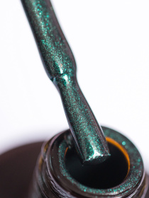 Гель-лак GLOSS Shine 404, темно-зеленый с микроблеском. Shine GLOSS COMPANY модель 4823271402146 Фото