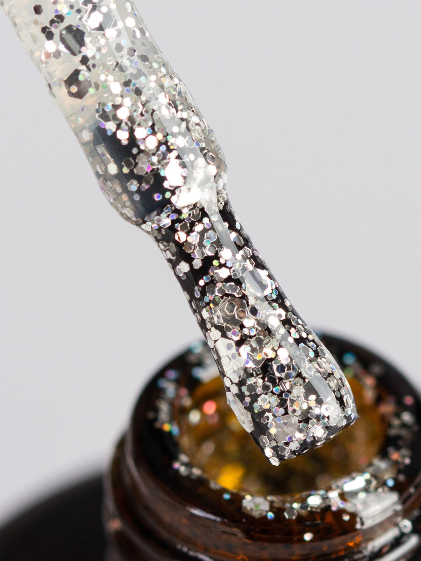 Гель-лак GLOSS Shine 411, серебристый, голографический микроблеск и блестки. Shine GLOSS COMPANY модель 4823271402863 Фото