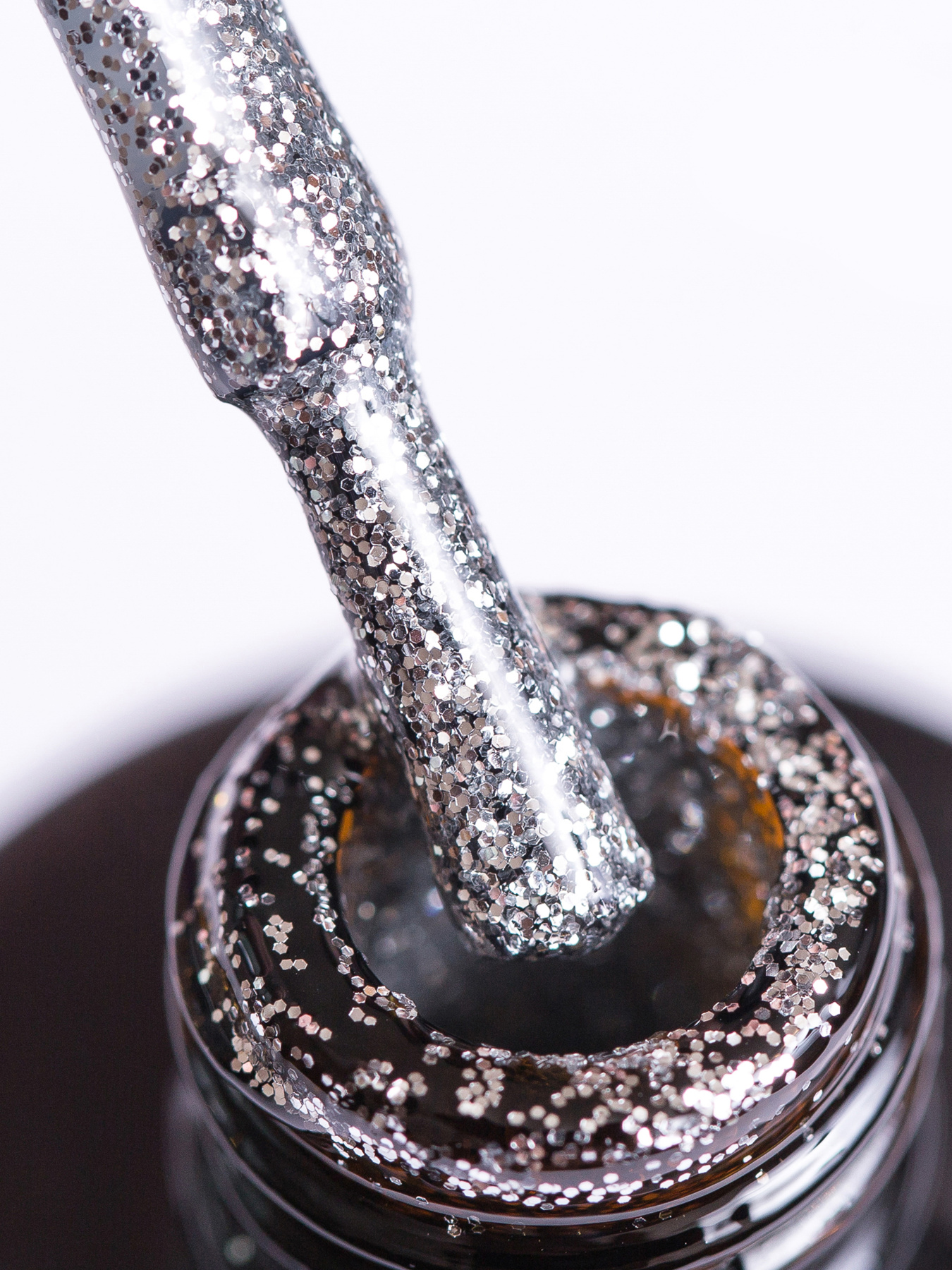 Гель-лак GLOSS Shine 416, серебристый с микроблеском Shine GLOSS COMPANY модель 4823271402498 Гель-лак GLOSS Shine 416, серебристый с микроблеском Shine GLOSS COMPANY модель 4823271402498 Фото