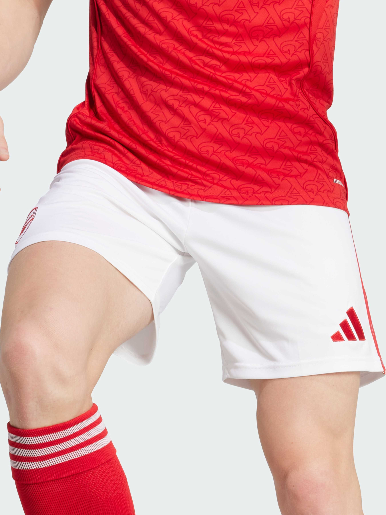 Шорты Adidas модель JI9515 Шорты Adidas модель JI9515 Фото