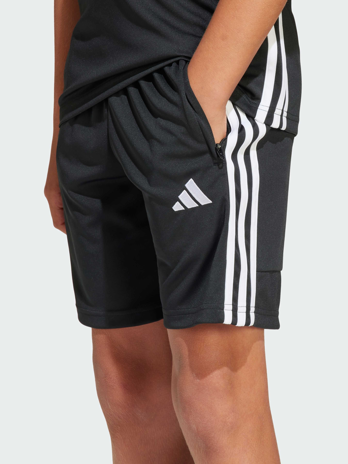 Шорты Adidas Tiro модель JD0599 Фото