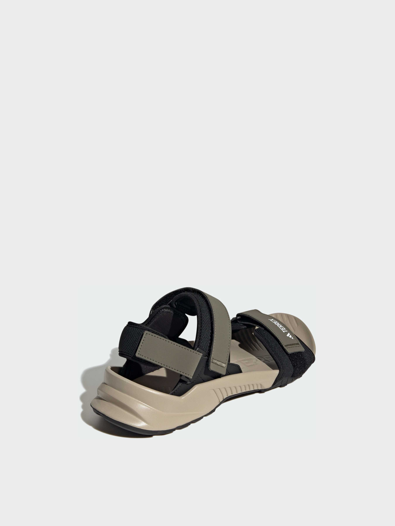 Сандалии Adidas модель JQ2236 Сандалии Adidas модель JQ2236 Фото