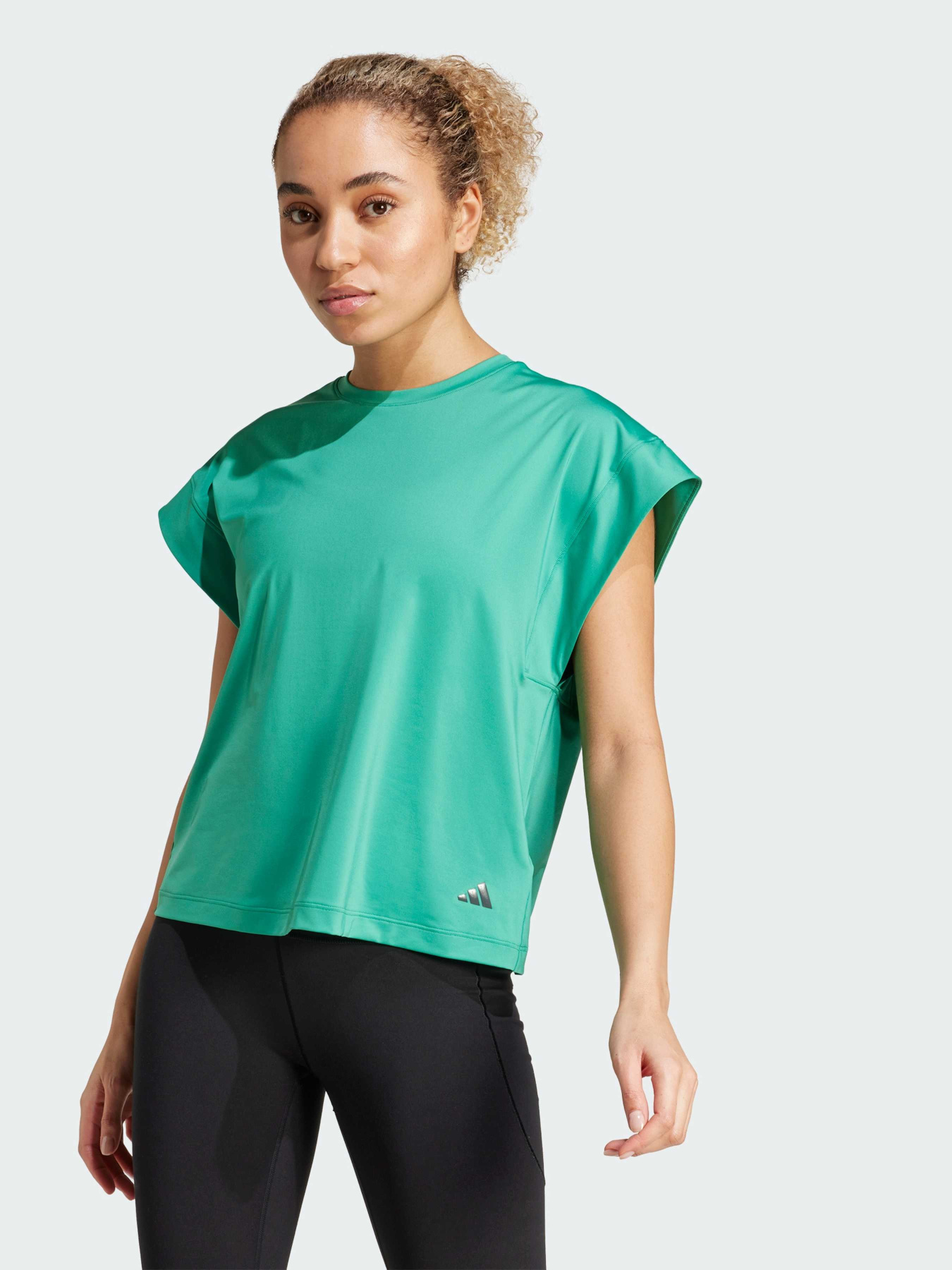 Футболки и поло Adidas модель JL7797 Фото