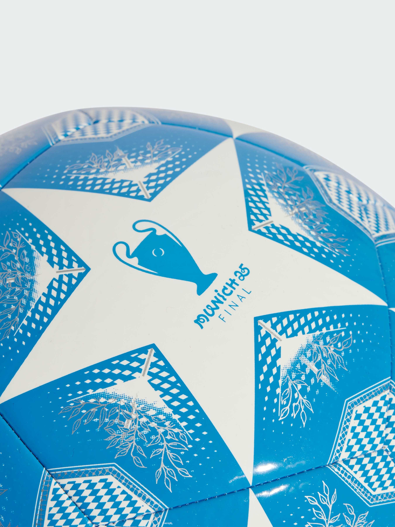 Мячи Adidas модель JH1286 Мячи Adidas модель JH1286 Фото