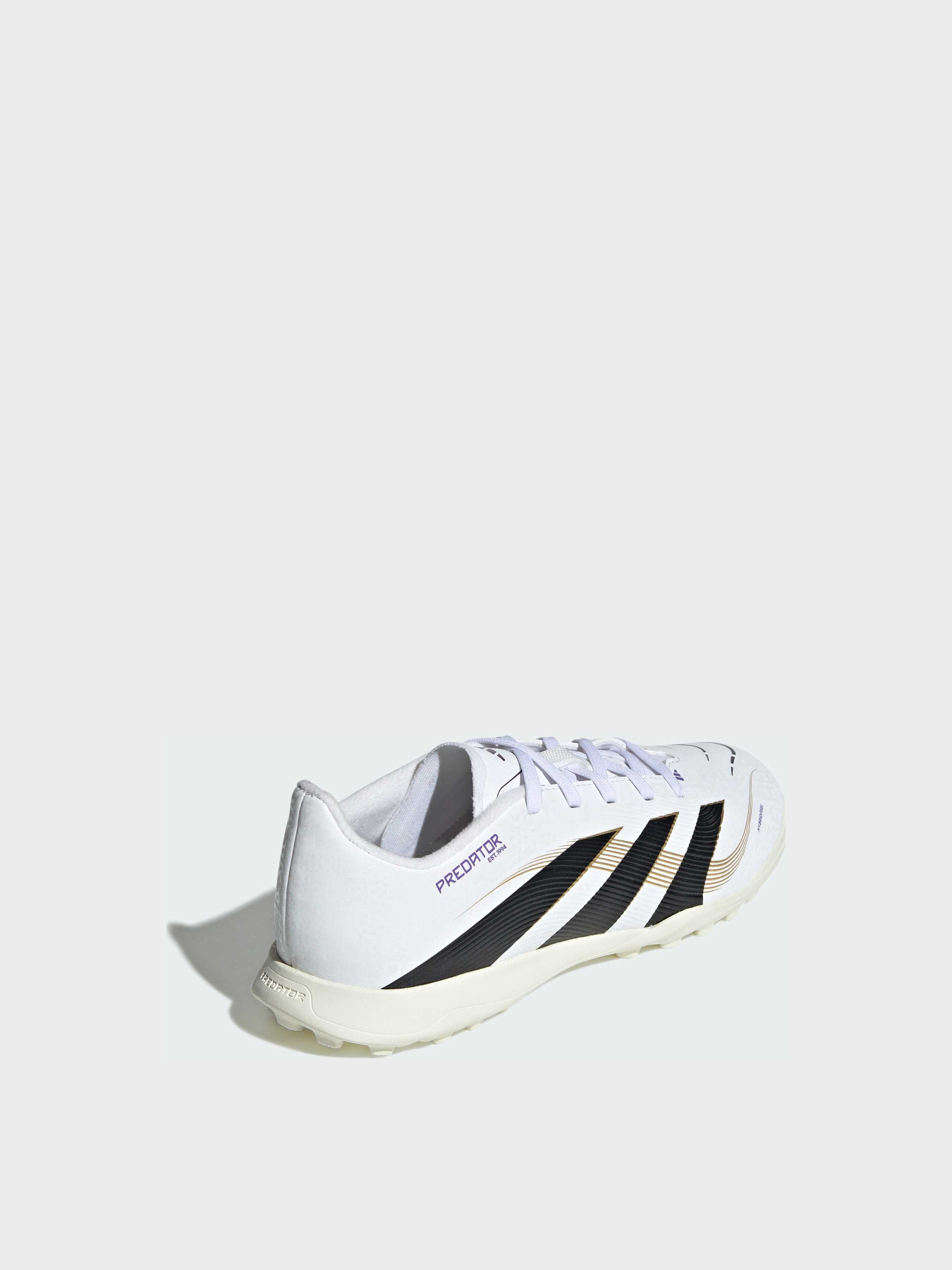 Кросівки Adidas Predator модель JI1152 Кросівки Adidas Predator модель JI1152 Фото