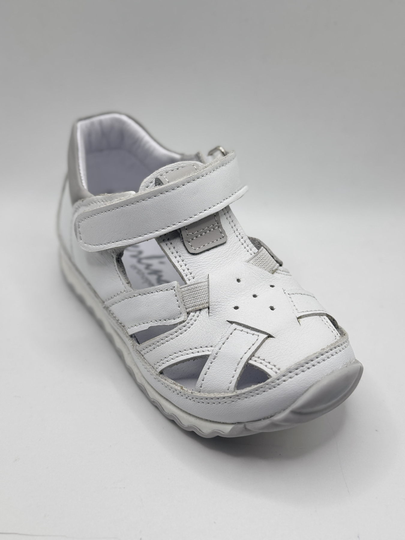 Сандалии Perlina модель 23white24 Сандалии Perlina модель 23white24 Фото