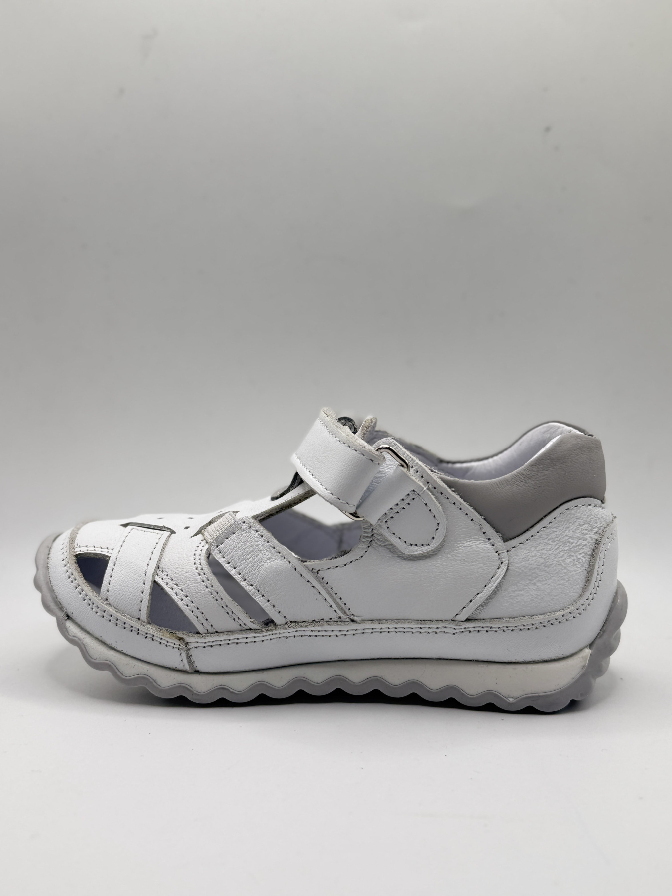 Сандалии Perlina модель 23white24 Сандалии Perlina модель 23white24 Фото