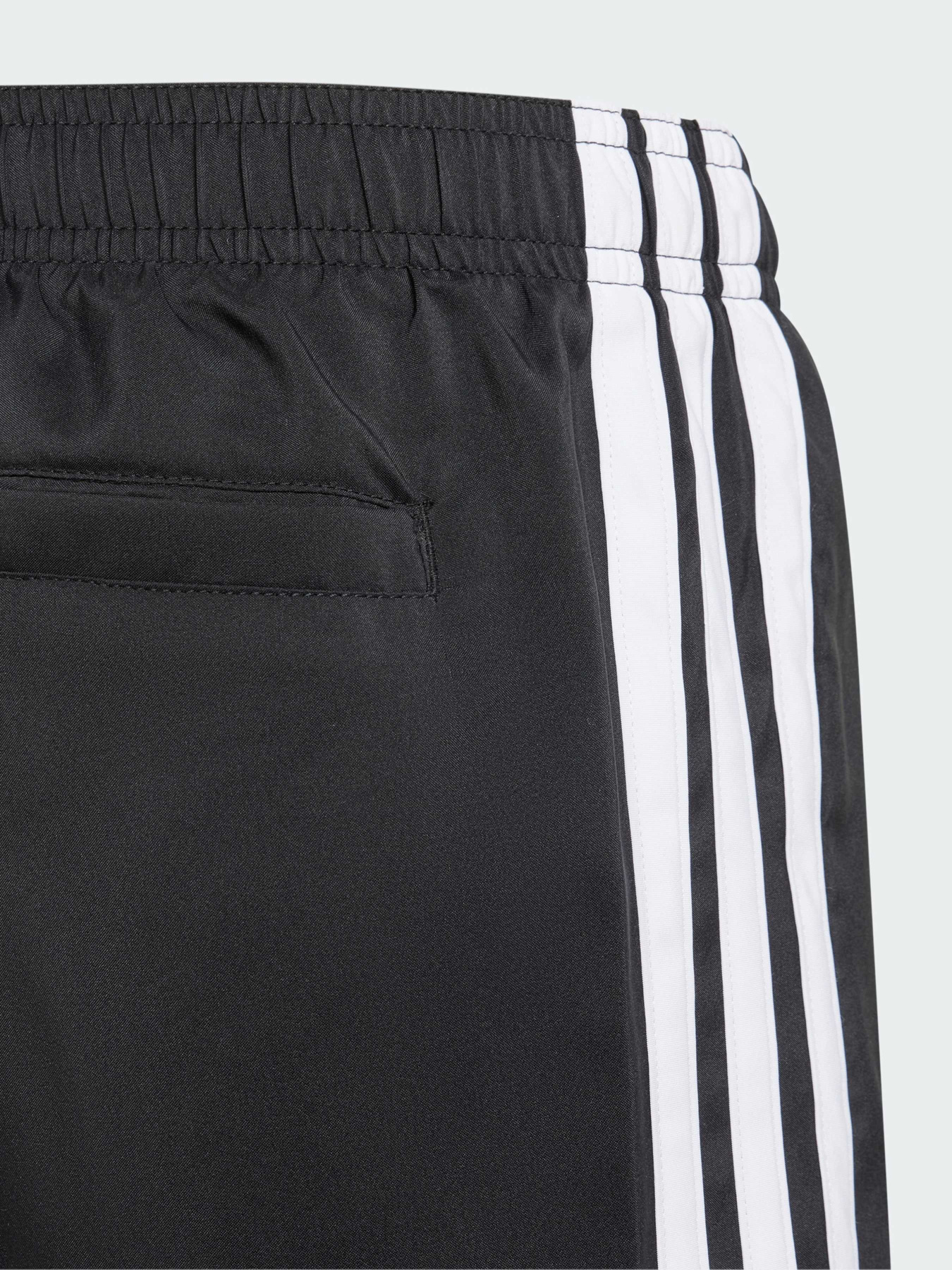 Одежда для пляжа Adidas 3 Stripes модель JD8013 Одежда для пляжа Adidas 3 Stripes модель JD8013 Фото