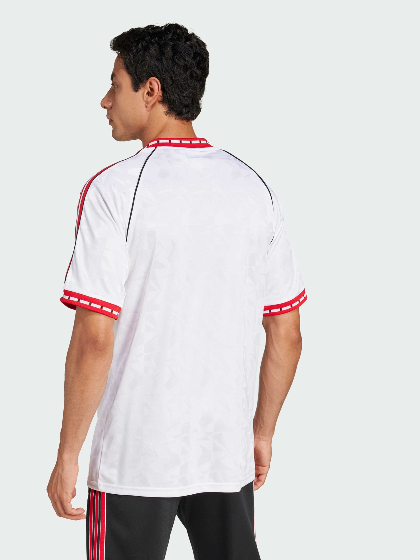 Футболки і поло Adidas модель JF0376 Футболки і поло Adidas модель JF0376 Фото
