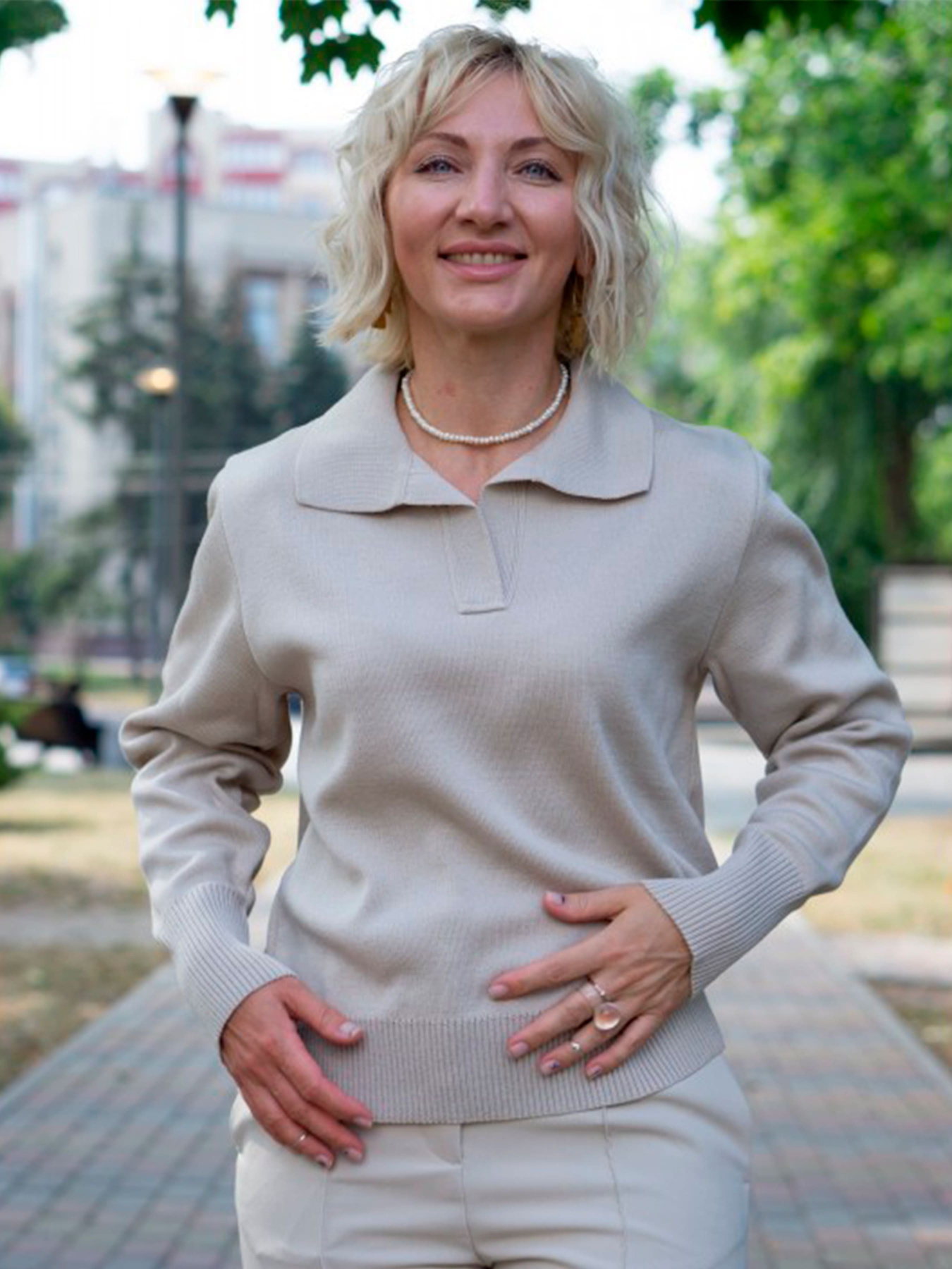 Свитры и кардиганы Nita модель dzhemper-polo-nita-zhemchug-n888-24 Фото