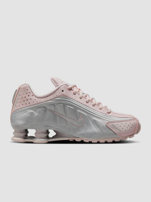 Кросівки NIKE Shox R4 модель AR3565-600 Фото