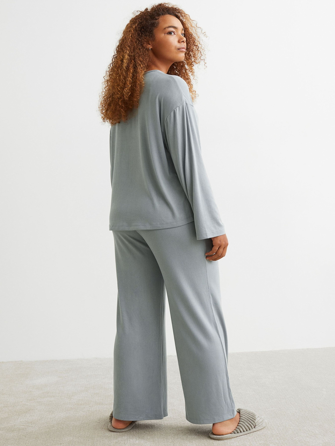 Одяг для дому та сну H&M модель 77308 Фото