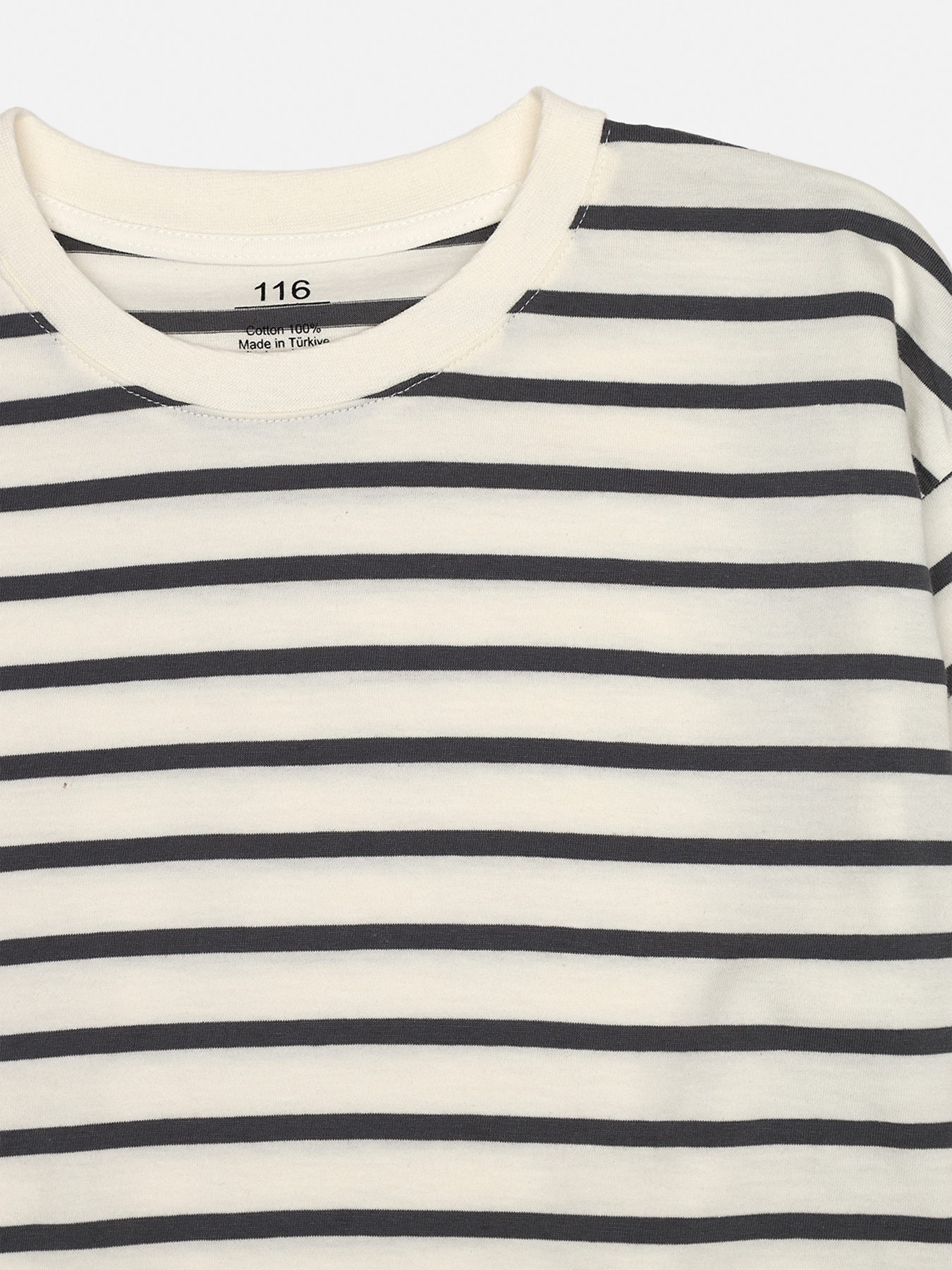 Футболки і поло YUKI модель ЦБ-00271763 Футболки і поло YUKI модель ЦБ-00271763 Фото