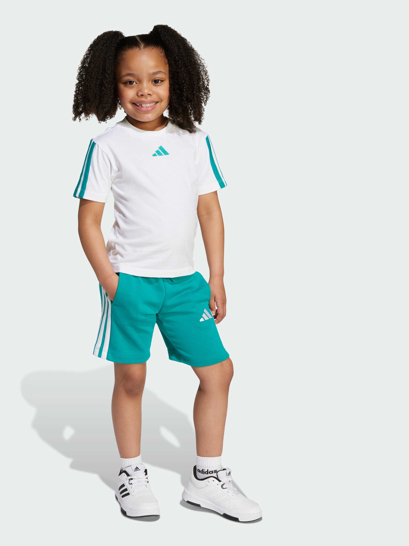 Шорти Adidas модель JV8589 Фото