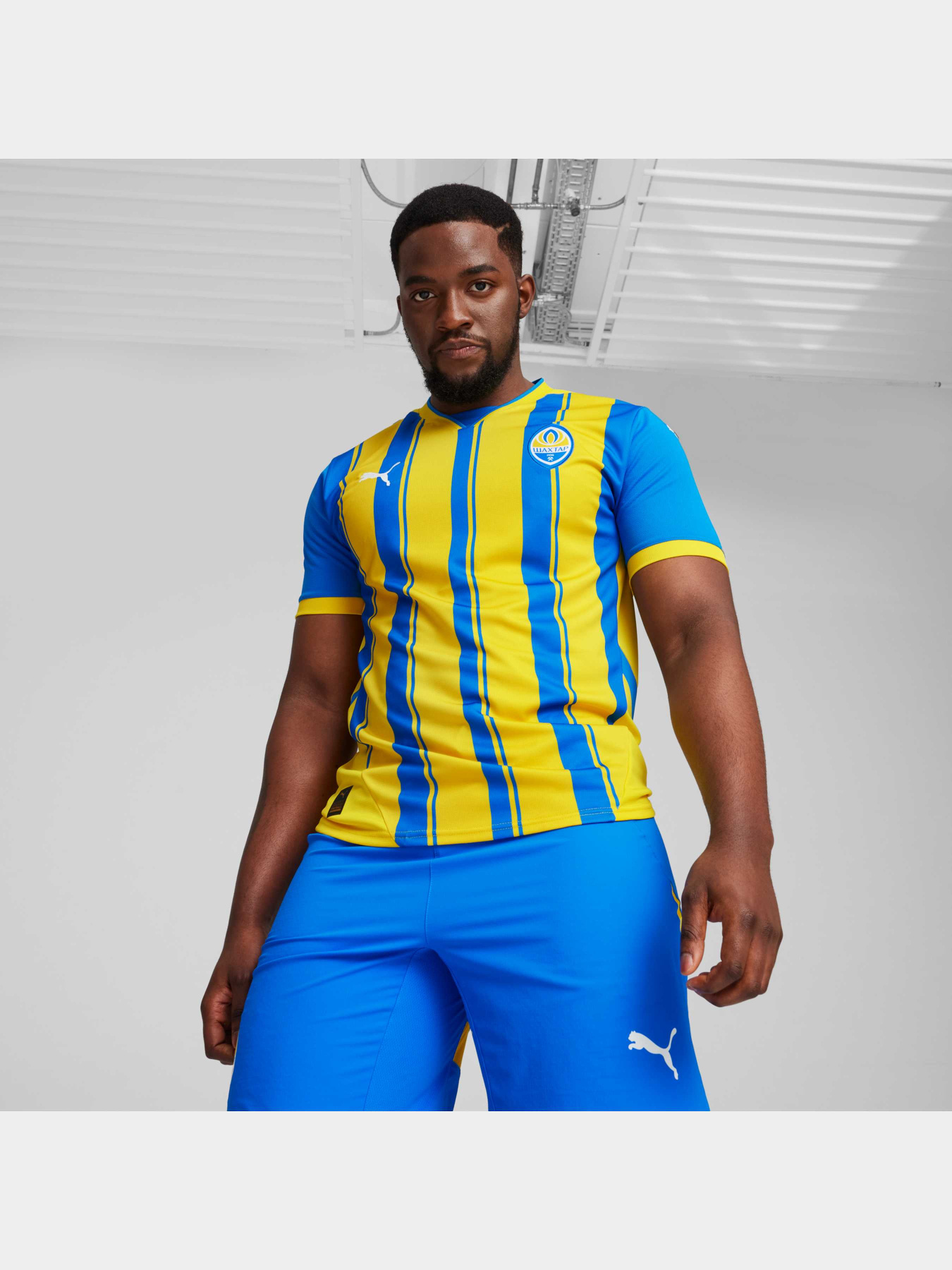 Футболки и поло PUMA Fcsd Third Replica W/o S. модель 775408 Футболки и поло PUMA Fcsd Third Replica W/o S. модель 775408 Фото
