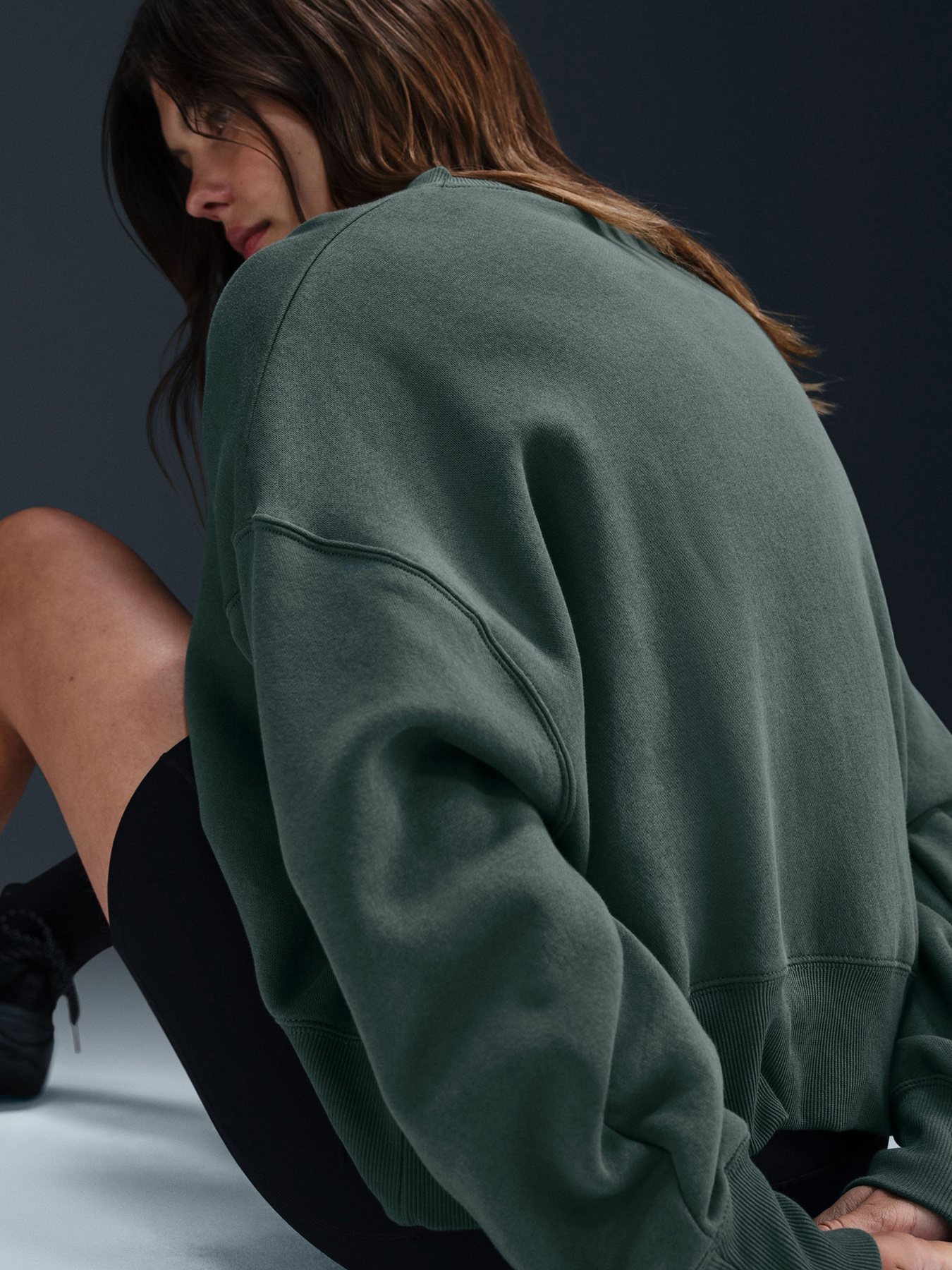 Худи и свитшоты NIKE модель DQ5761.338 Худи и свитшоты NIKE модель DQ5761.338 Фото