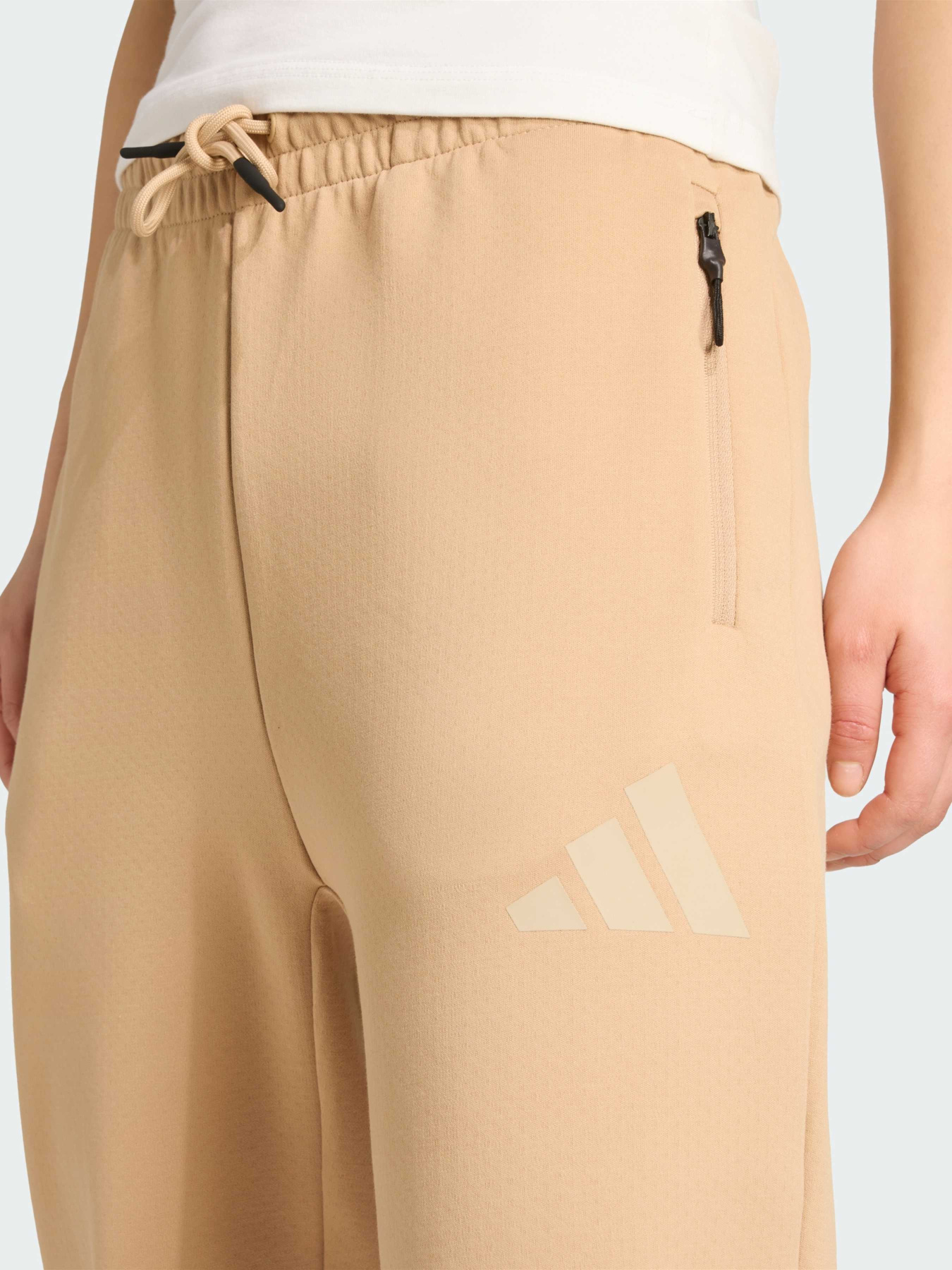 Штани Adidas ZNE модель JW7739 Фото