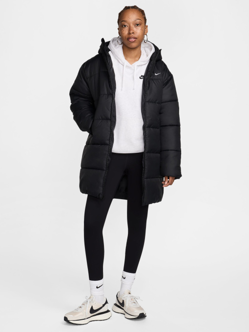 Куртки та дублянки NIKE модель FZ5903.010 Фото