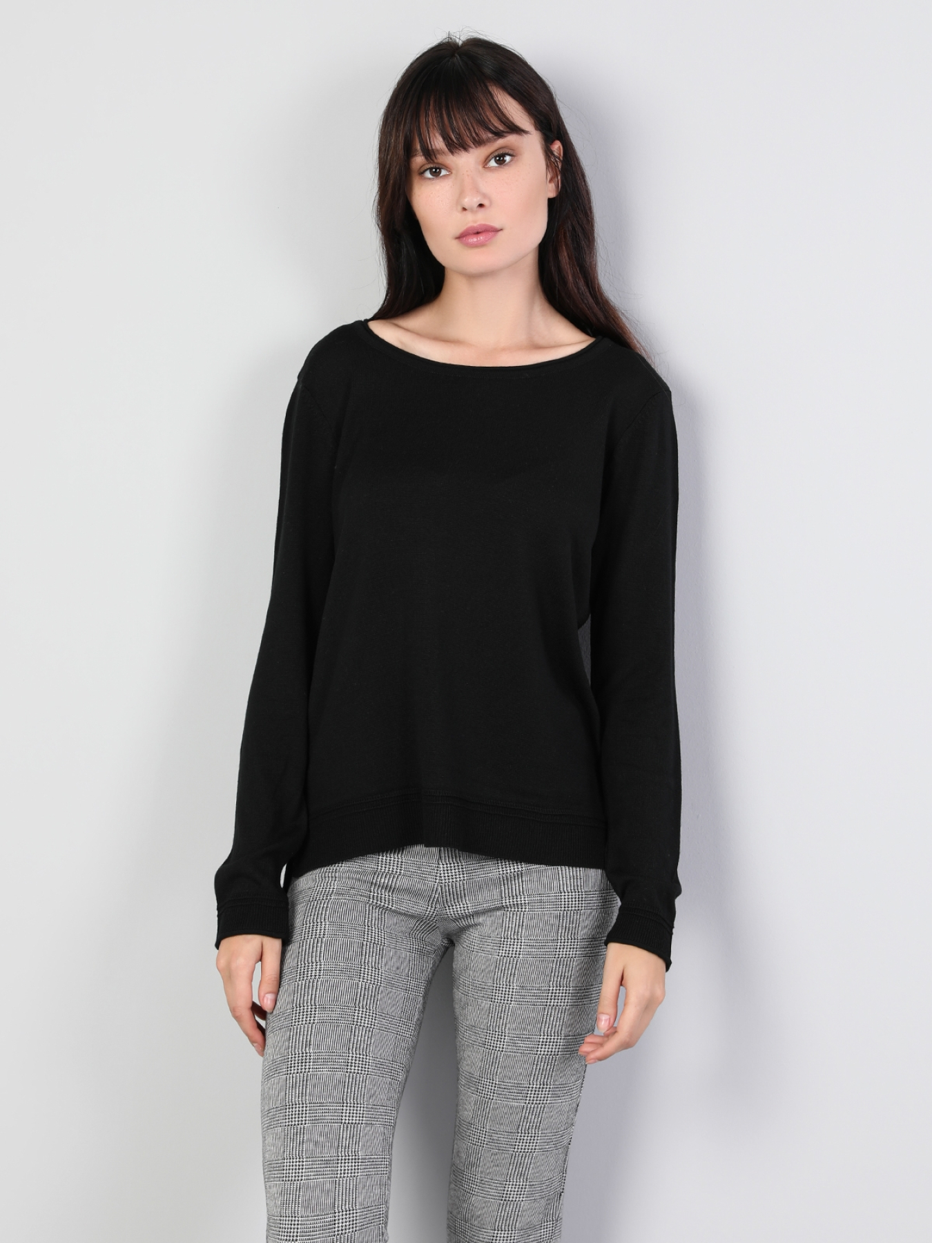 Худи и свитшоты Colin’s модель CL1046444_Q1.V1_BLK Фото
