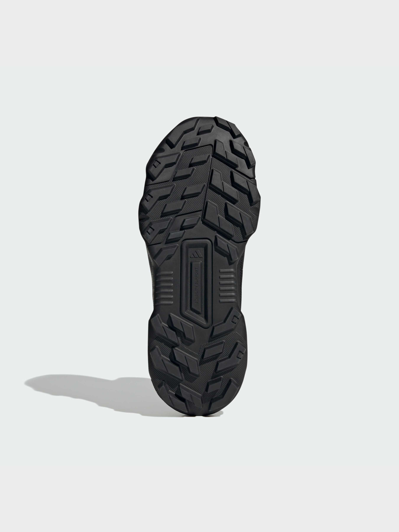 Черевики та чоботи Adidas модель IF4987 Черевики та чоботи Adidas модель IF4987 Фото
