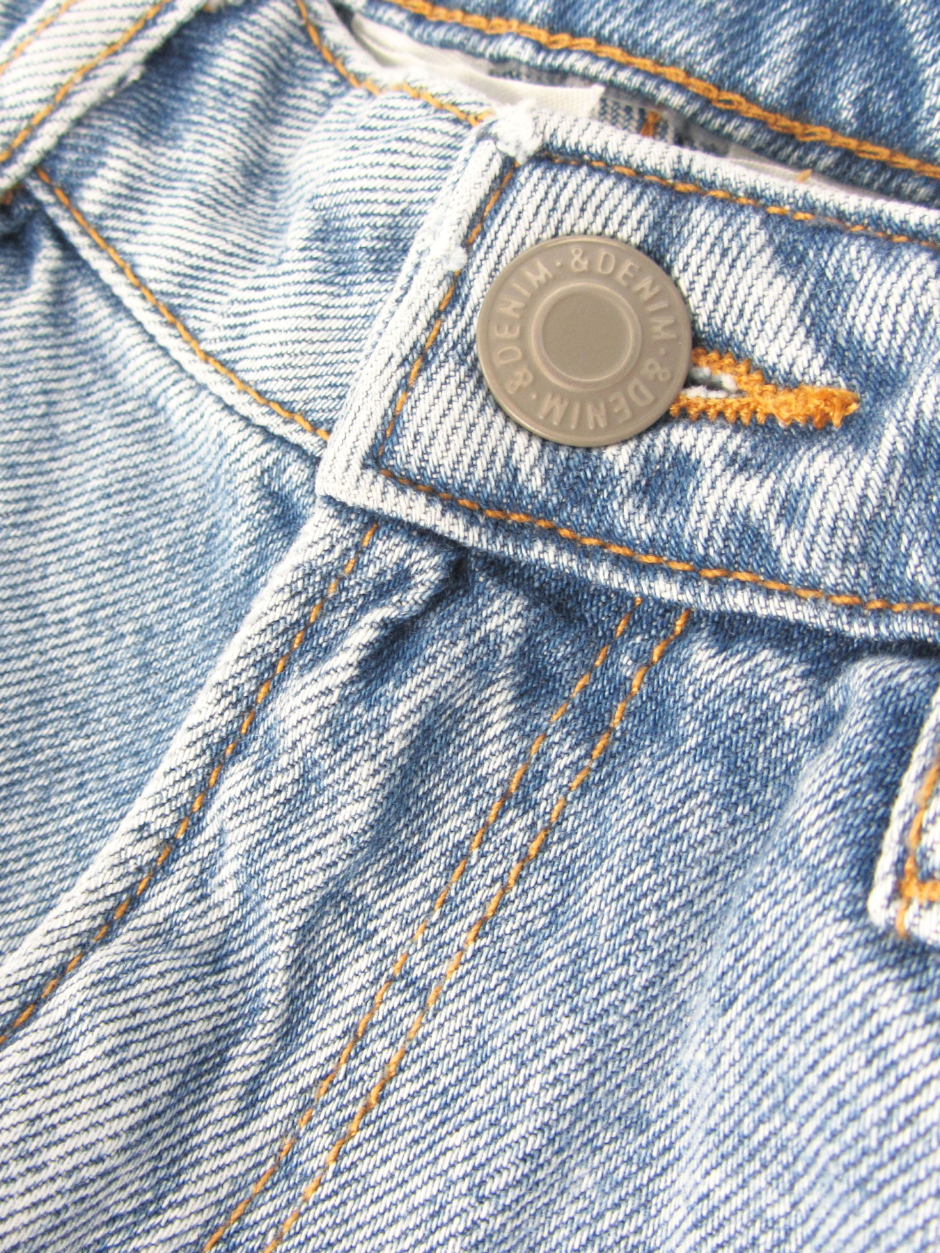 Шорти H&M модель 74465 Фото