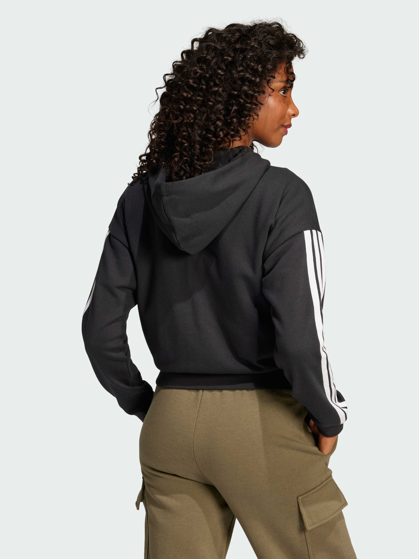 Худи и свитшоты Adidas модель JE0052 Худи и свитшоты Adidas модель JE0052 Фото
