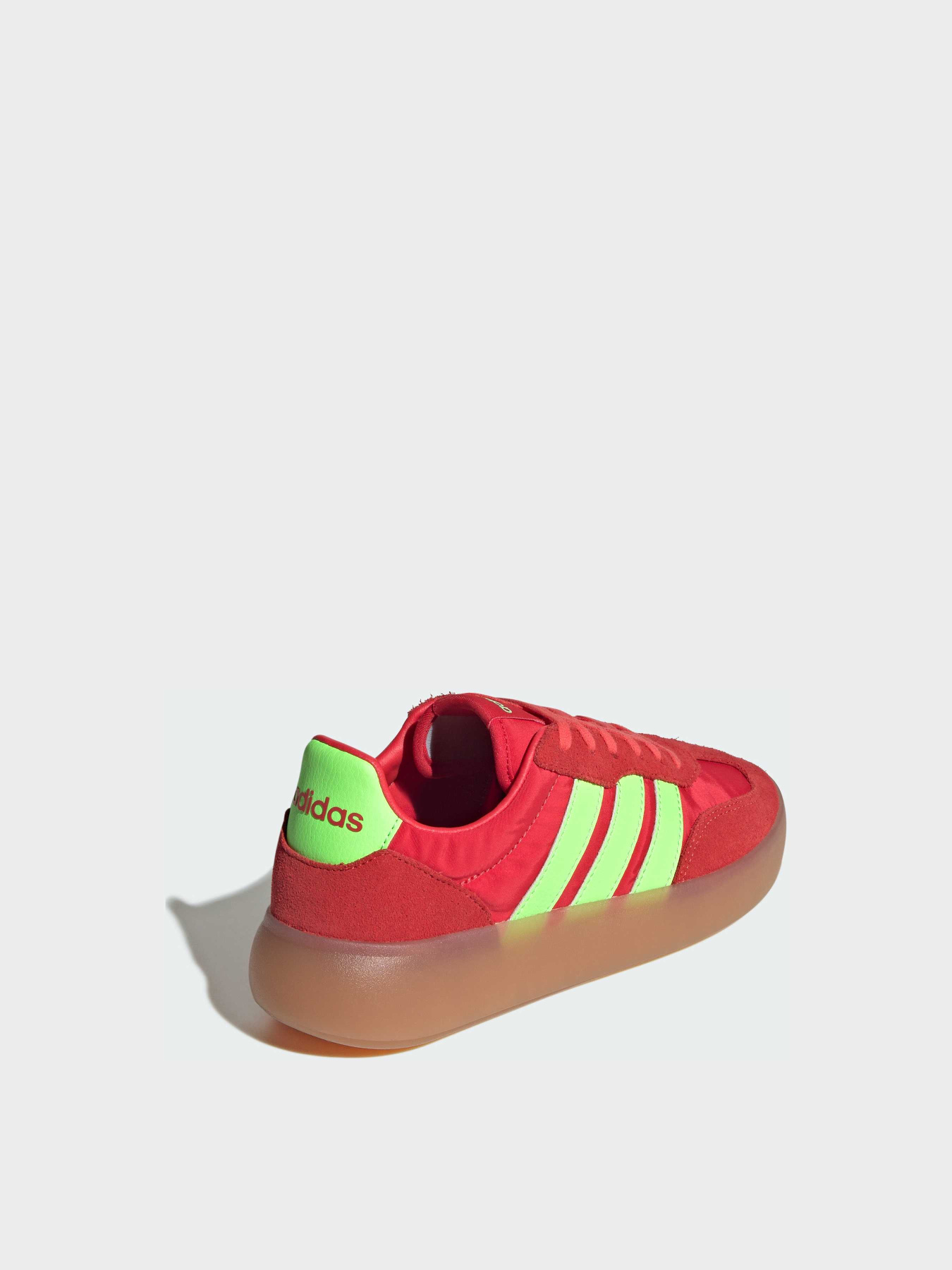 Кросівки Adidas модель JR3539 Кросівки Adidas модель JR3539 Фото