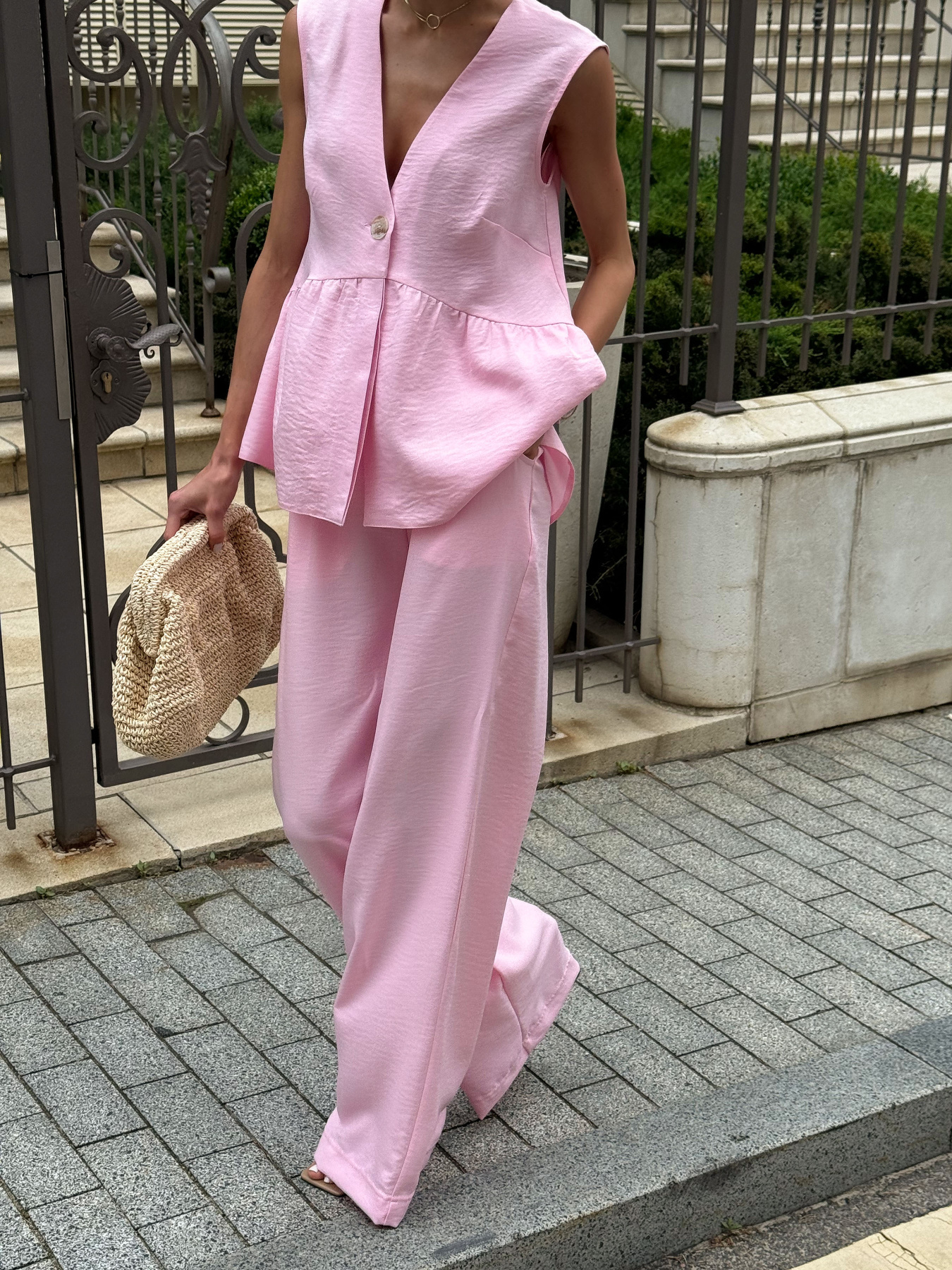 Костюмы Jadone Fashion модель Tracy_costume_pink Фото