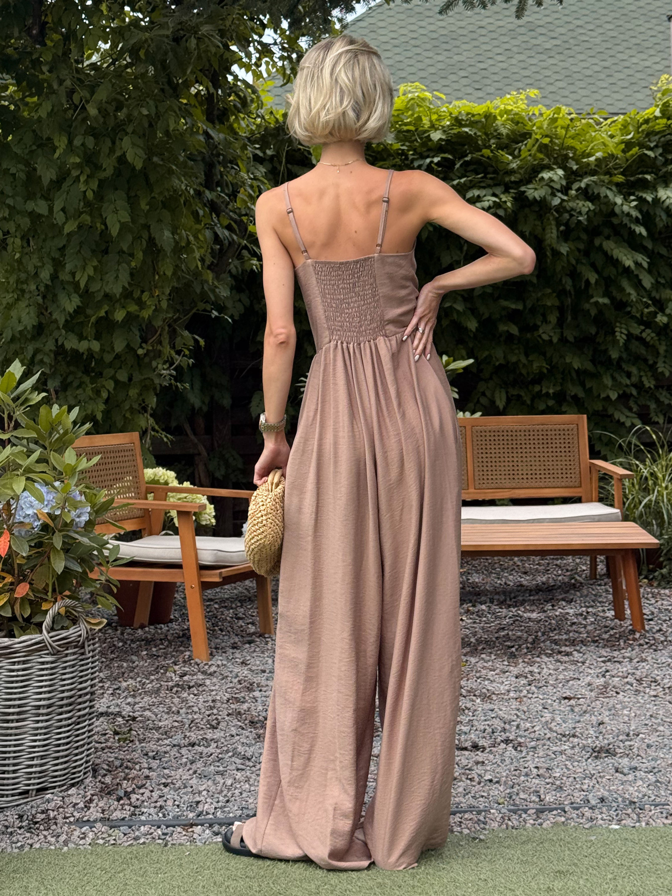 Комбинезоны Jadone Fashion модель Caroline_cinnamon_jumpsuit Комбинезоны Jadone Fashion модель Caroline_cinnamon_jumpsuit Фото