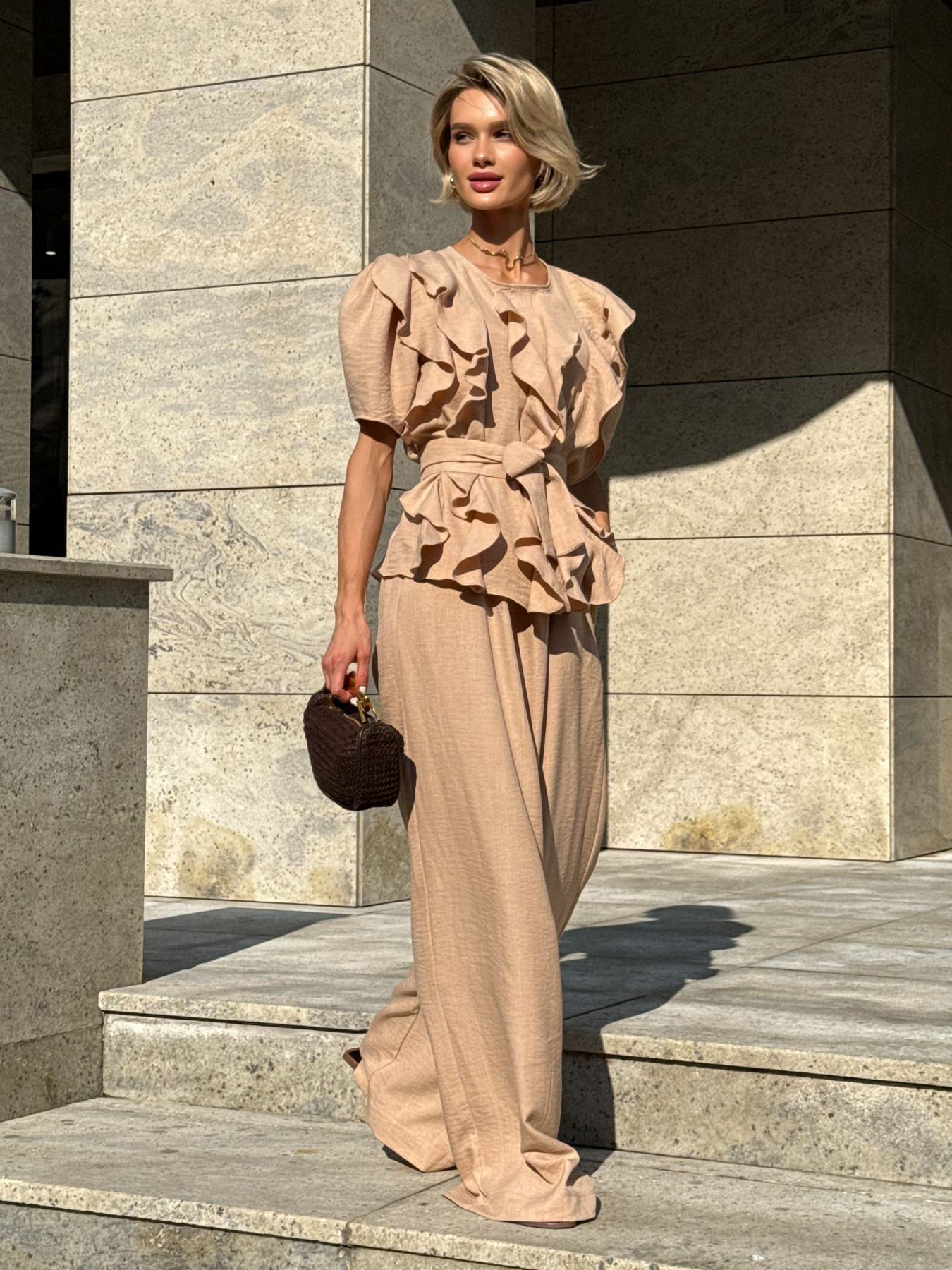 Сорочки Jadone Fashion модель Tia_cinnamon Сорочки Jadone Fashion модель Tia_cinnamon Фото