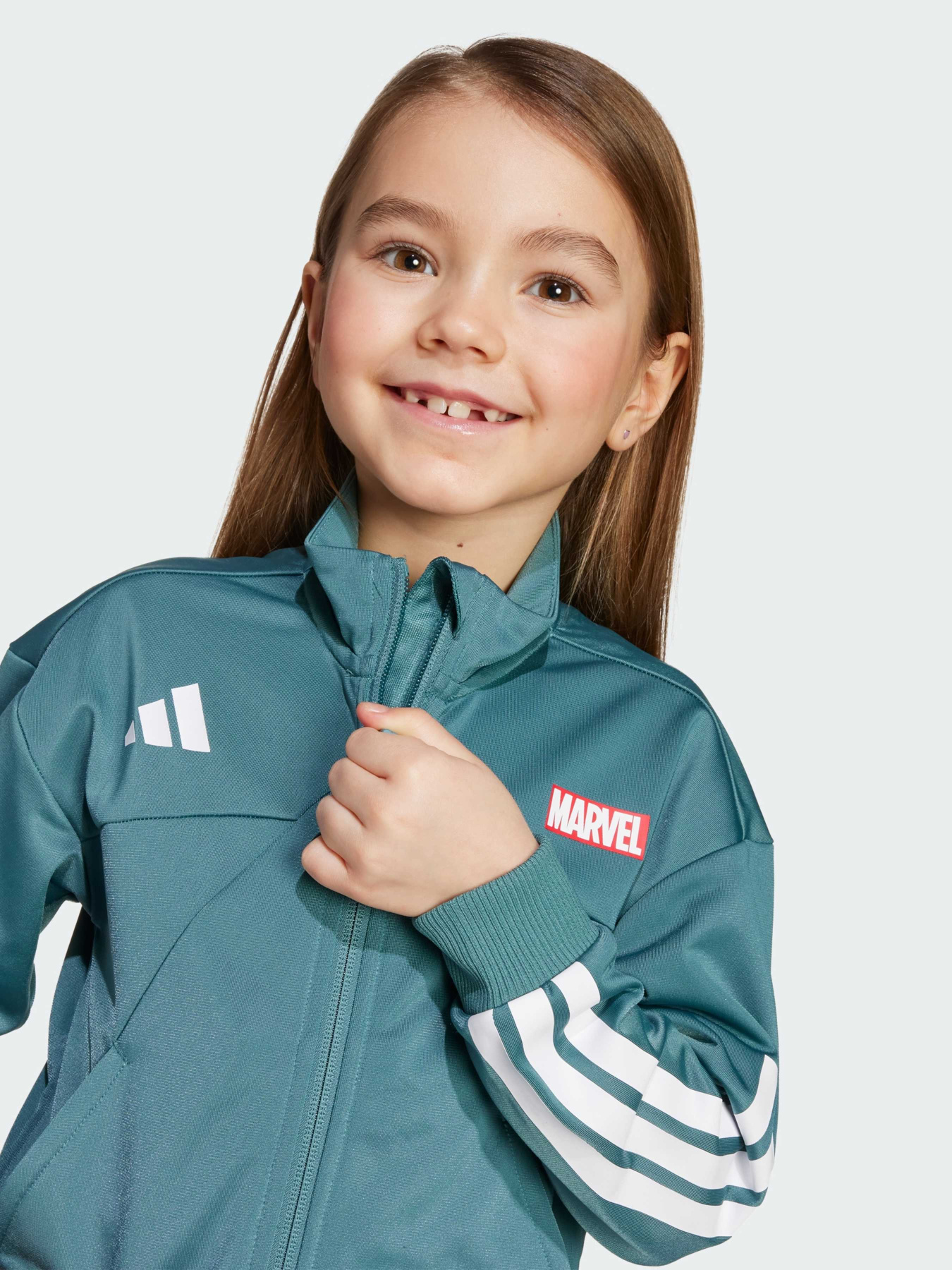 Костюмы Adidas Marvel модель JM0834 Костюмы Adidas Marvel модель JM0834 Фото