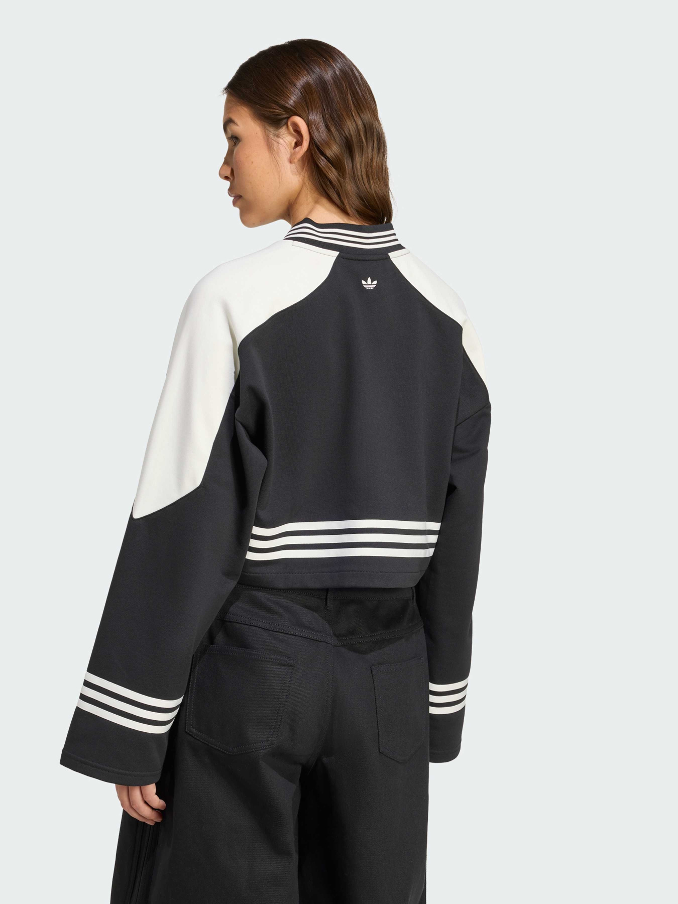Худі та світшоти Adidas модель JW7273 Худі та світшоти Adidas модель JW7273 Фото